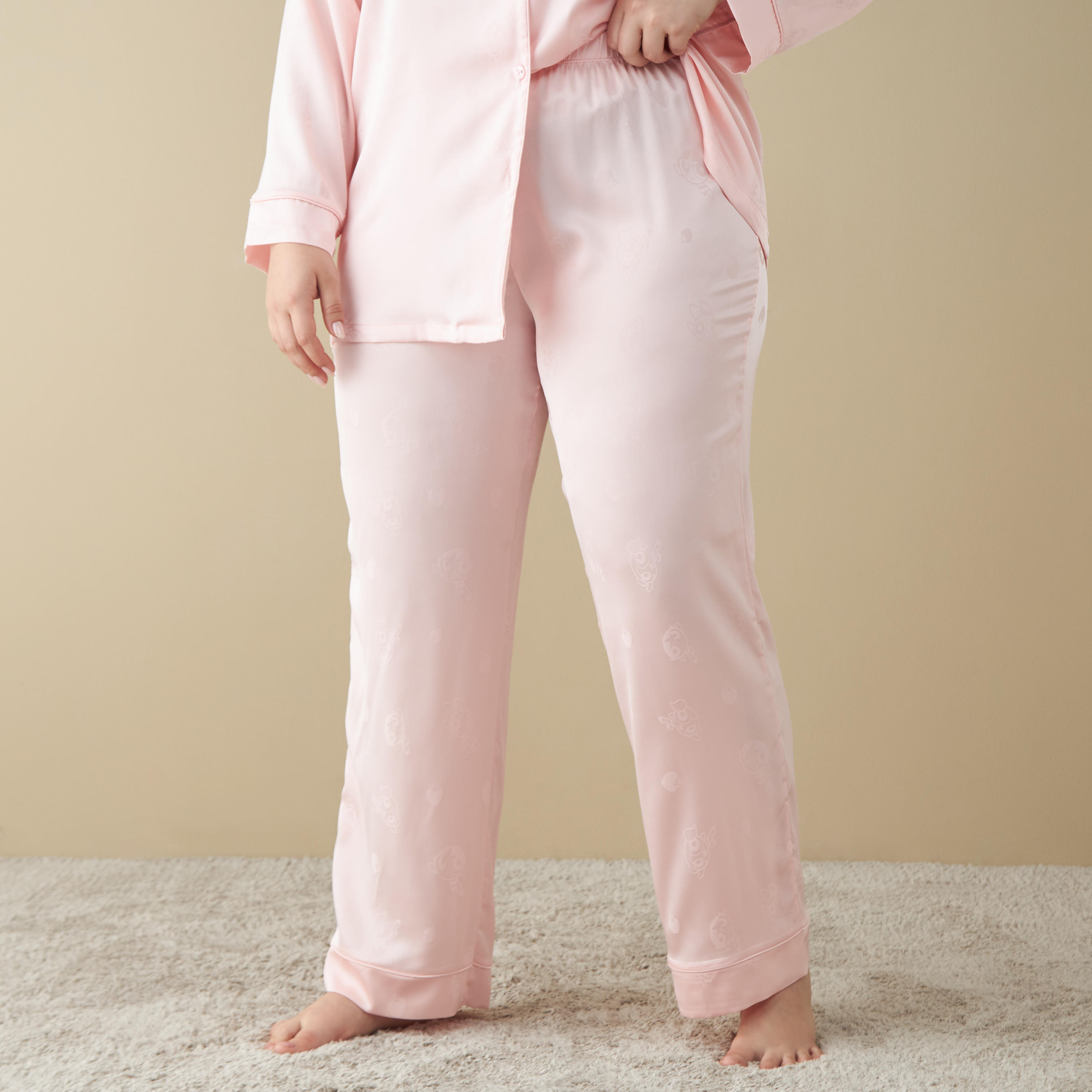 طقم بنطلون بيجاما وقميص مقاس كبير بطبعات-women-clothing-nightwear-pyjamas-longsets-image-3