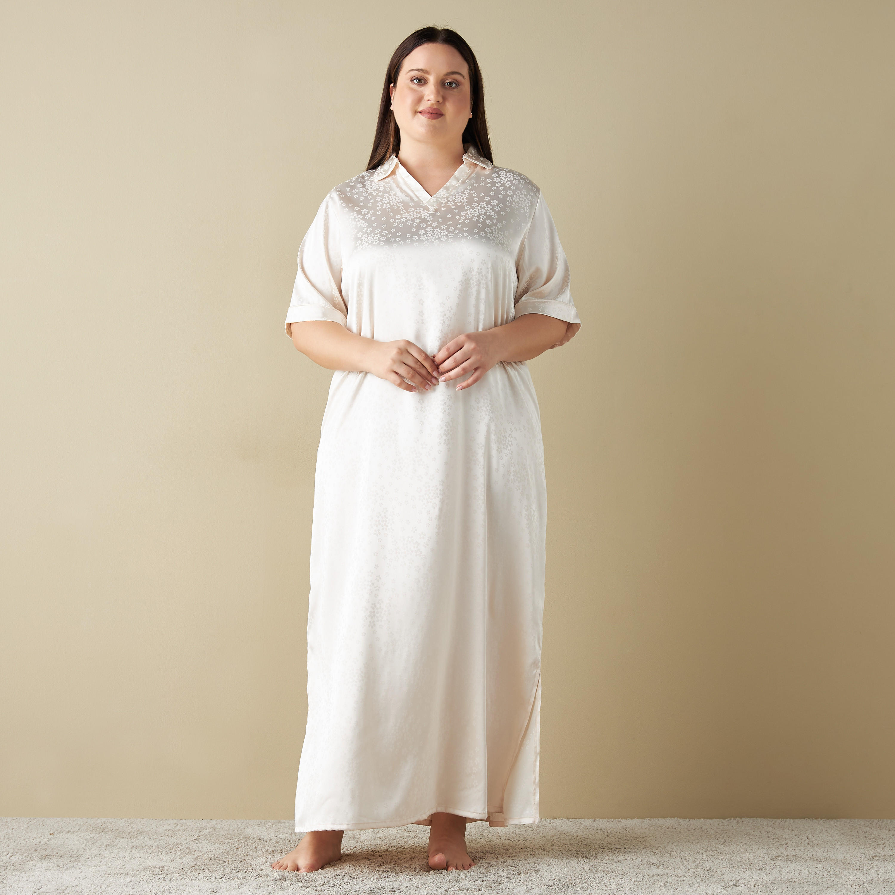 ثوب نوم مقاس كبير بطبعات زهور وأكمام قصيرة-women-clothing-nightwear-nighties-image-4