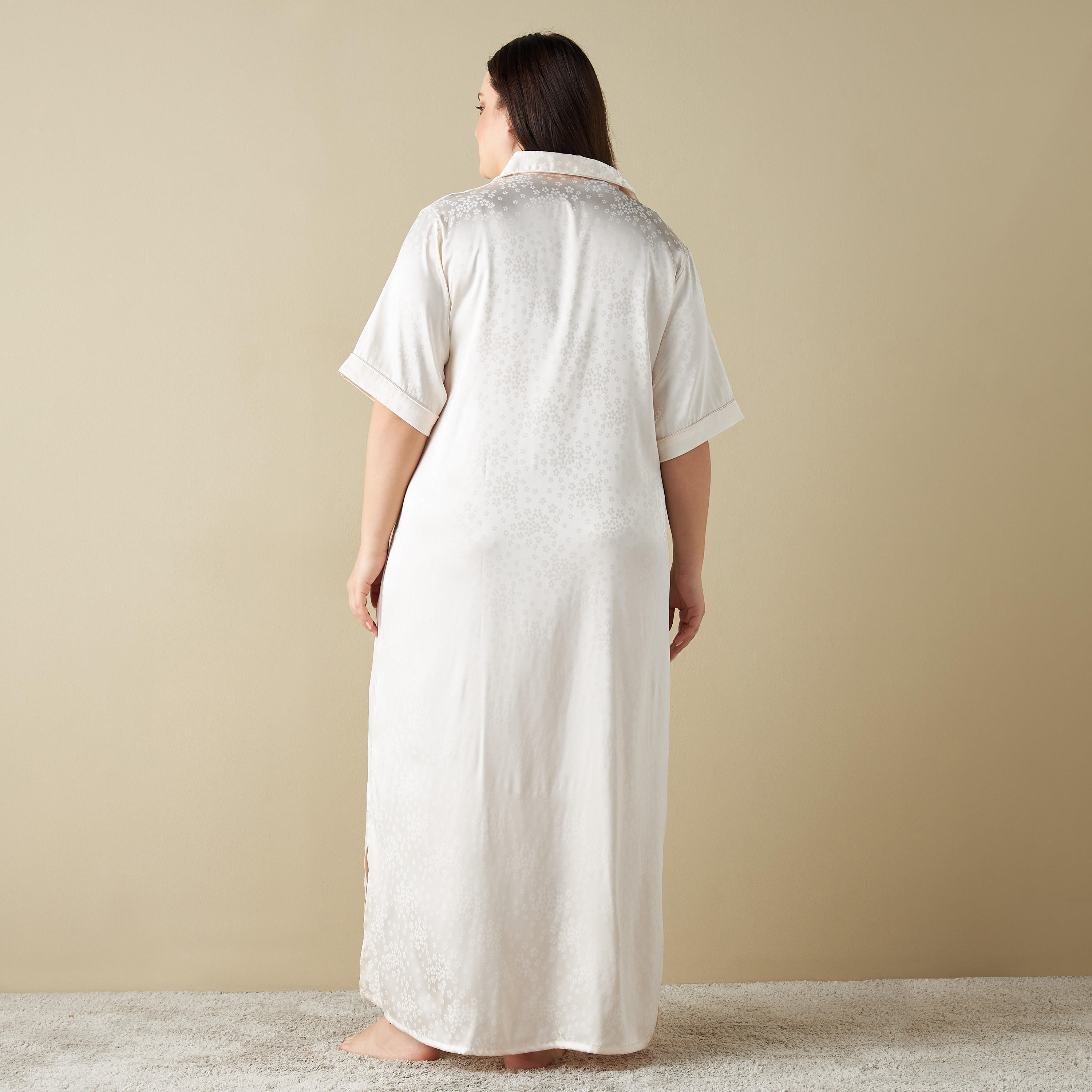 ثوب نوم مقاس كبير بطبعات زهور وأكمام قصيرة-women-clothing-nightwear-nighties-image-2