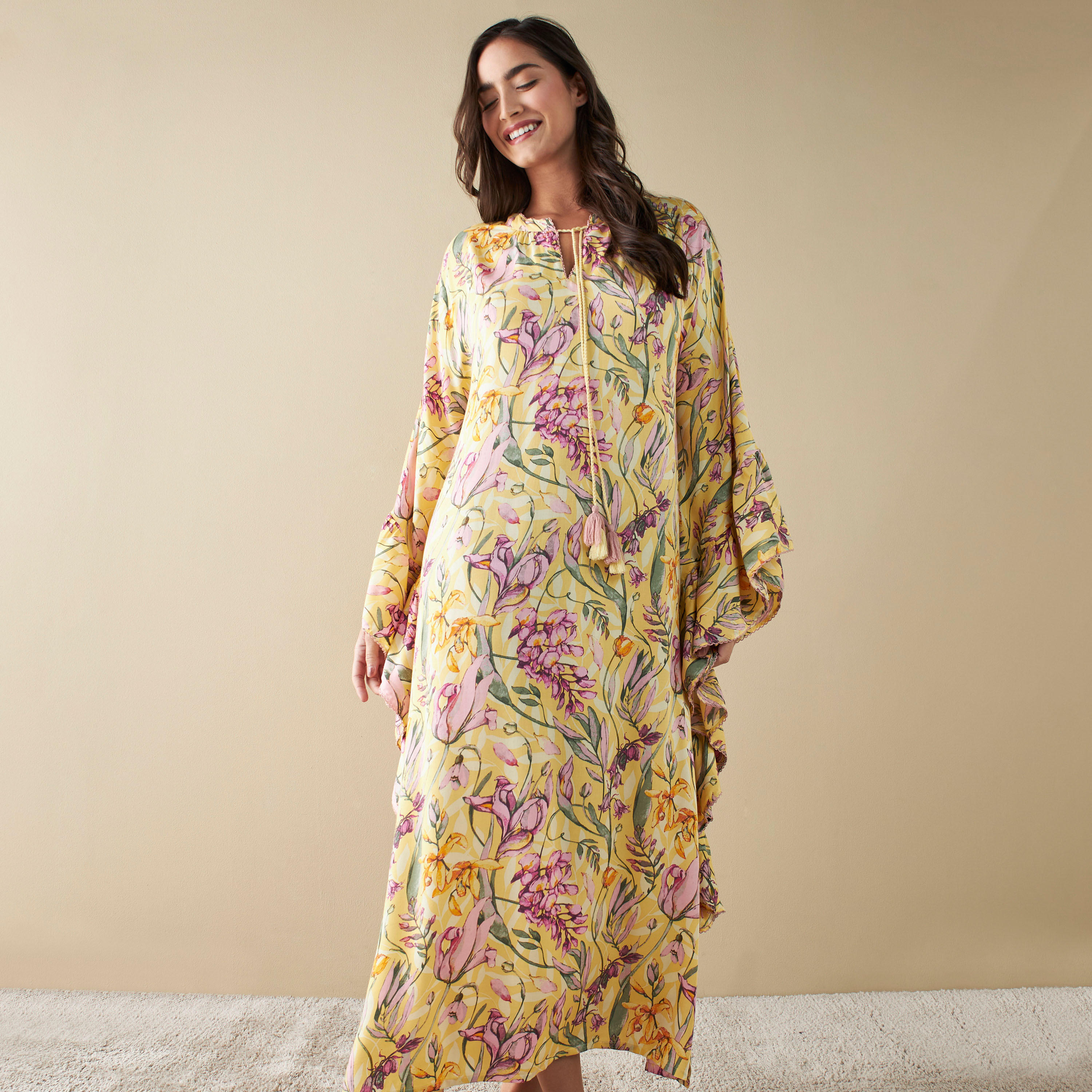ثوب نوم بأكمام طويلة وطبعات وياقة مستديرة-women-clothing-nightwear-nighties-image-3
