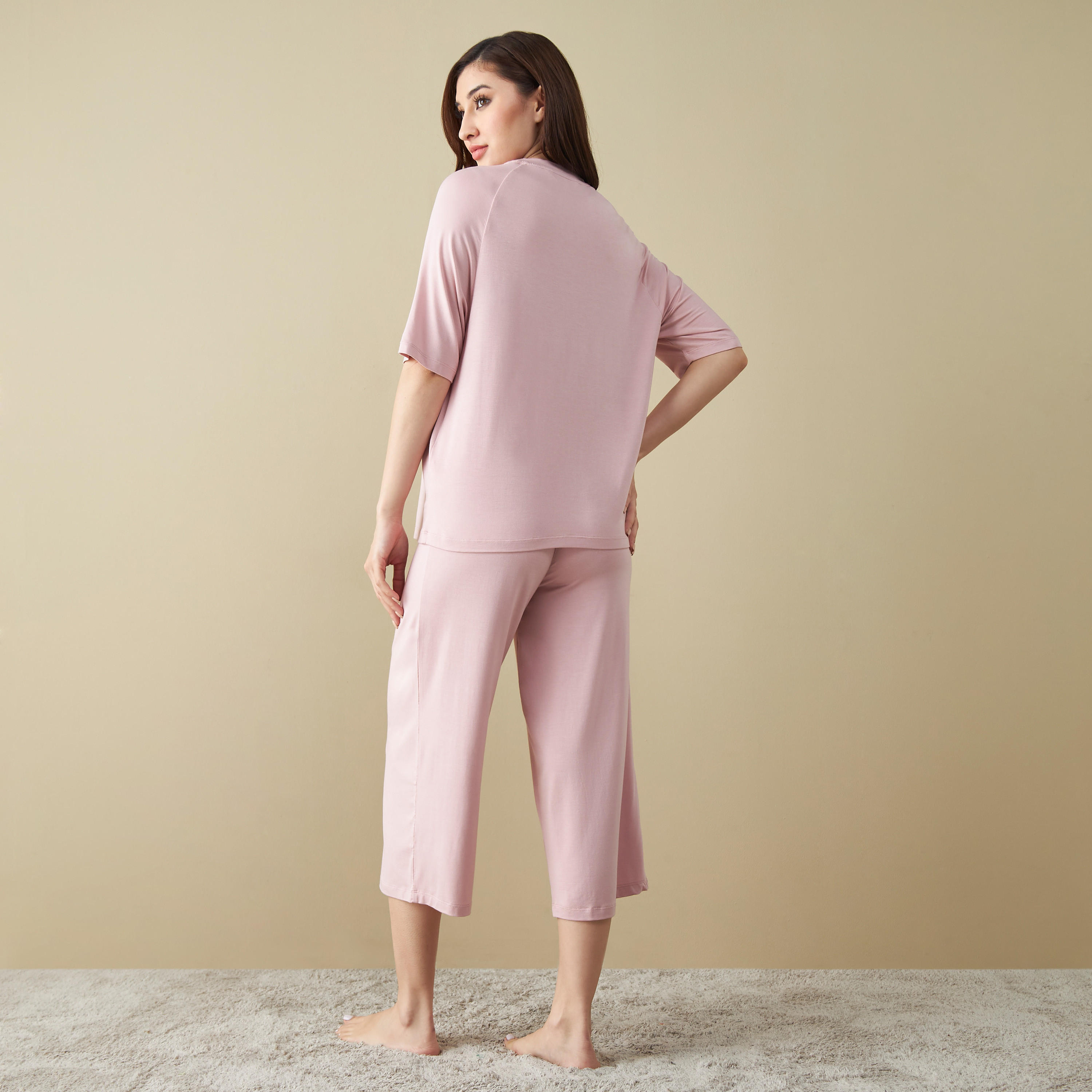 Raglan Sleeves T-shirt and Pyjama Set-women-clothing-nightwear-pyjamas-longsets-image-4