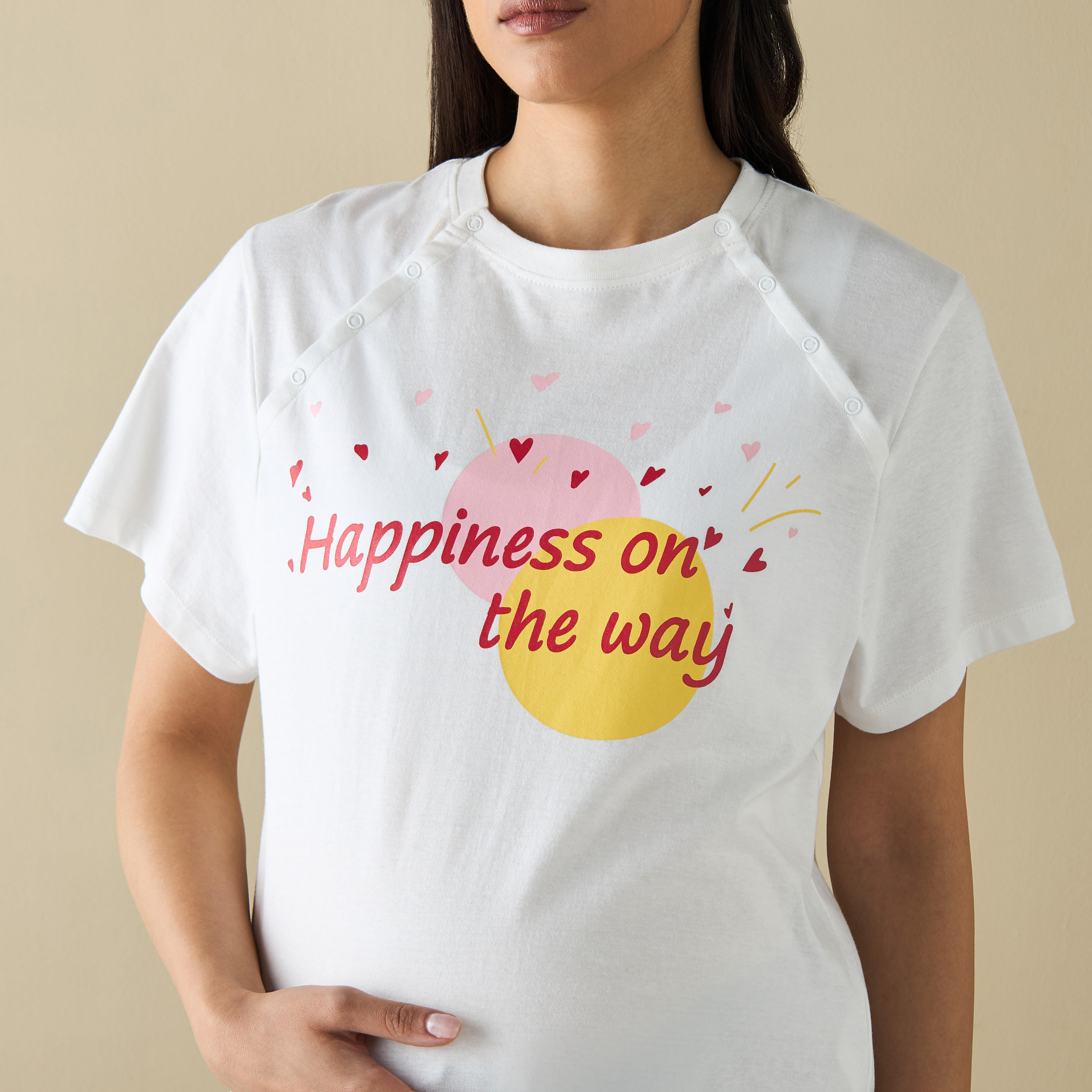 طقم بنطلون بيجاما وتيشيرت للحوامل بطبعات شعار-women-clothing-maternity-nightwear-image-5