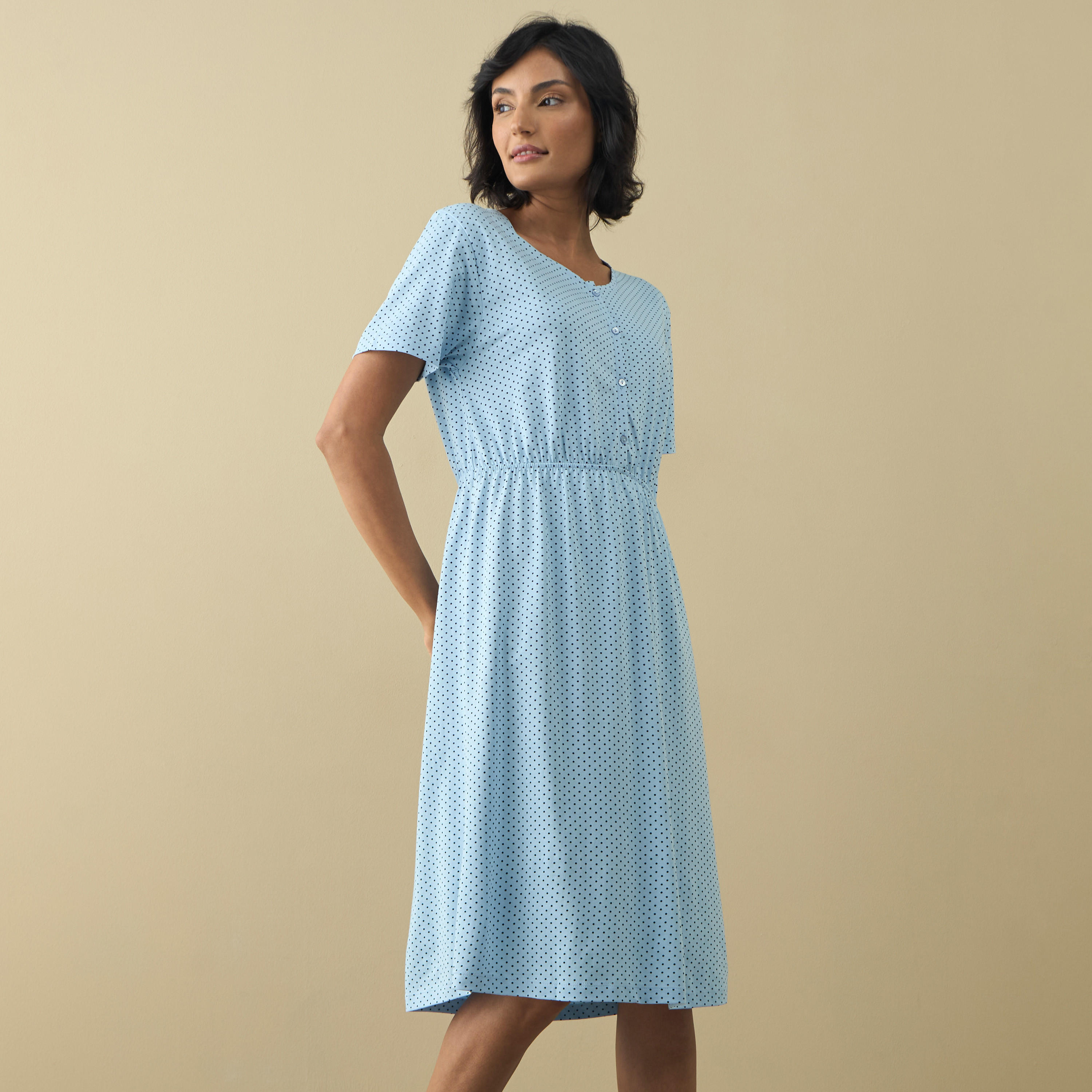 قميص نوم بأكمام قصيرة وطبعات منقطة-women-clothing-nightwear-nighties-image-1
