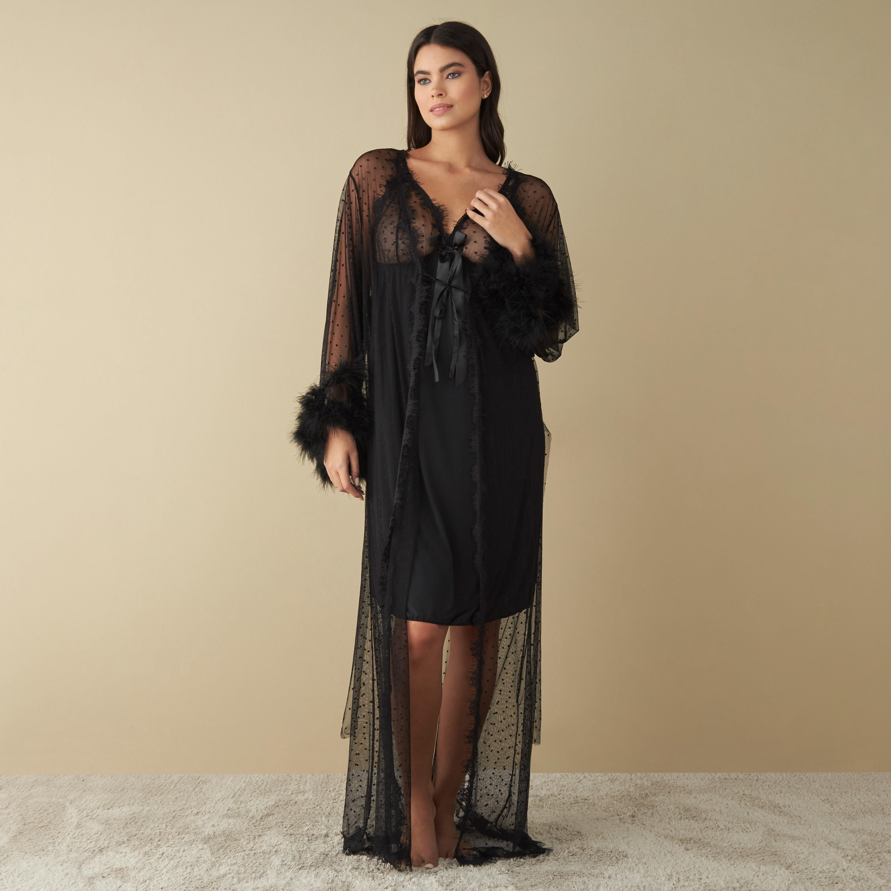 بيبي دول بتفاصيل دانتيل مع روب-women-clothing-nightwear-nighties-image-1