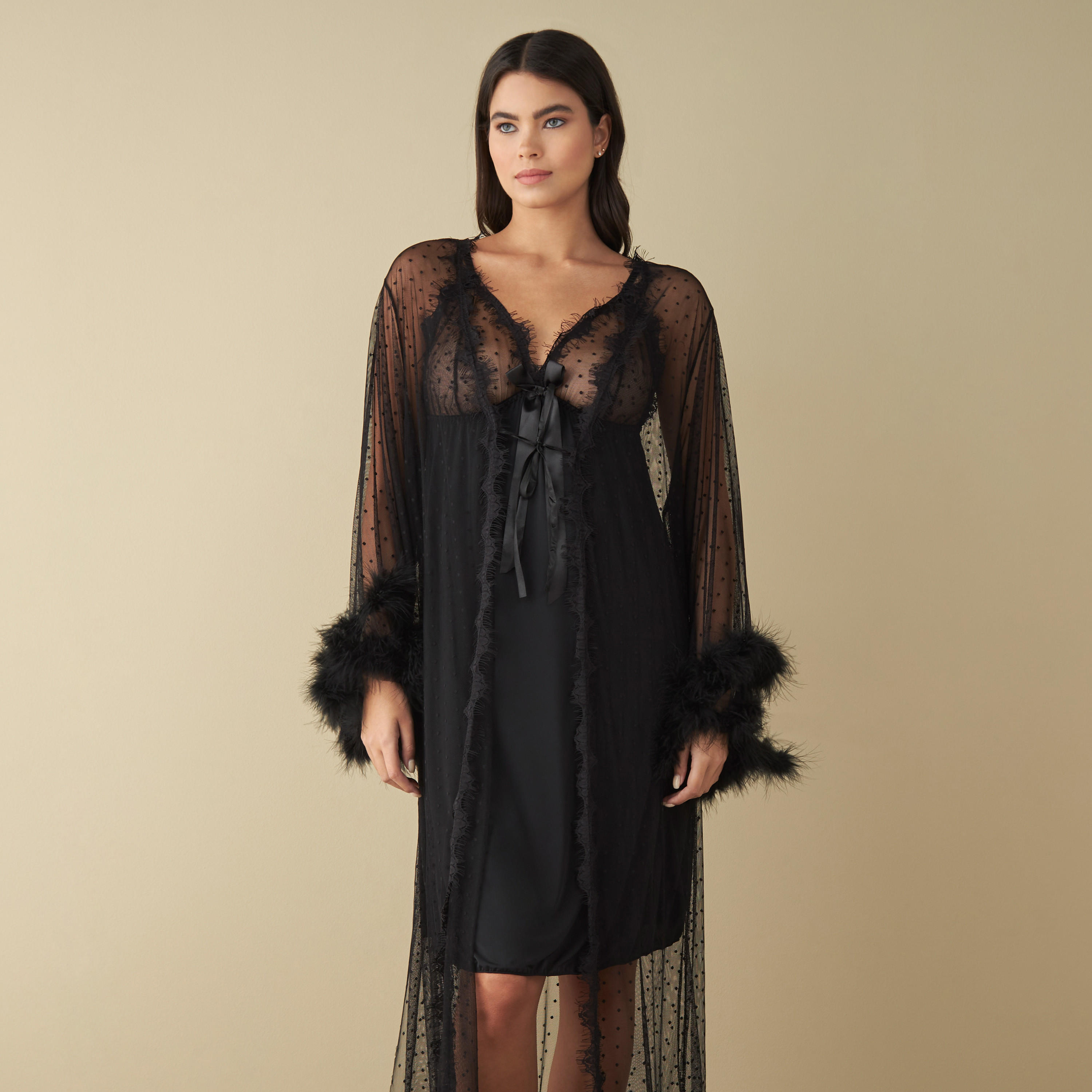بيبي دول بتفاصيل دانتيل مع روب-women-clothing-nightwear-nighties-image-2