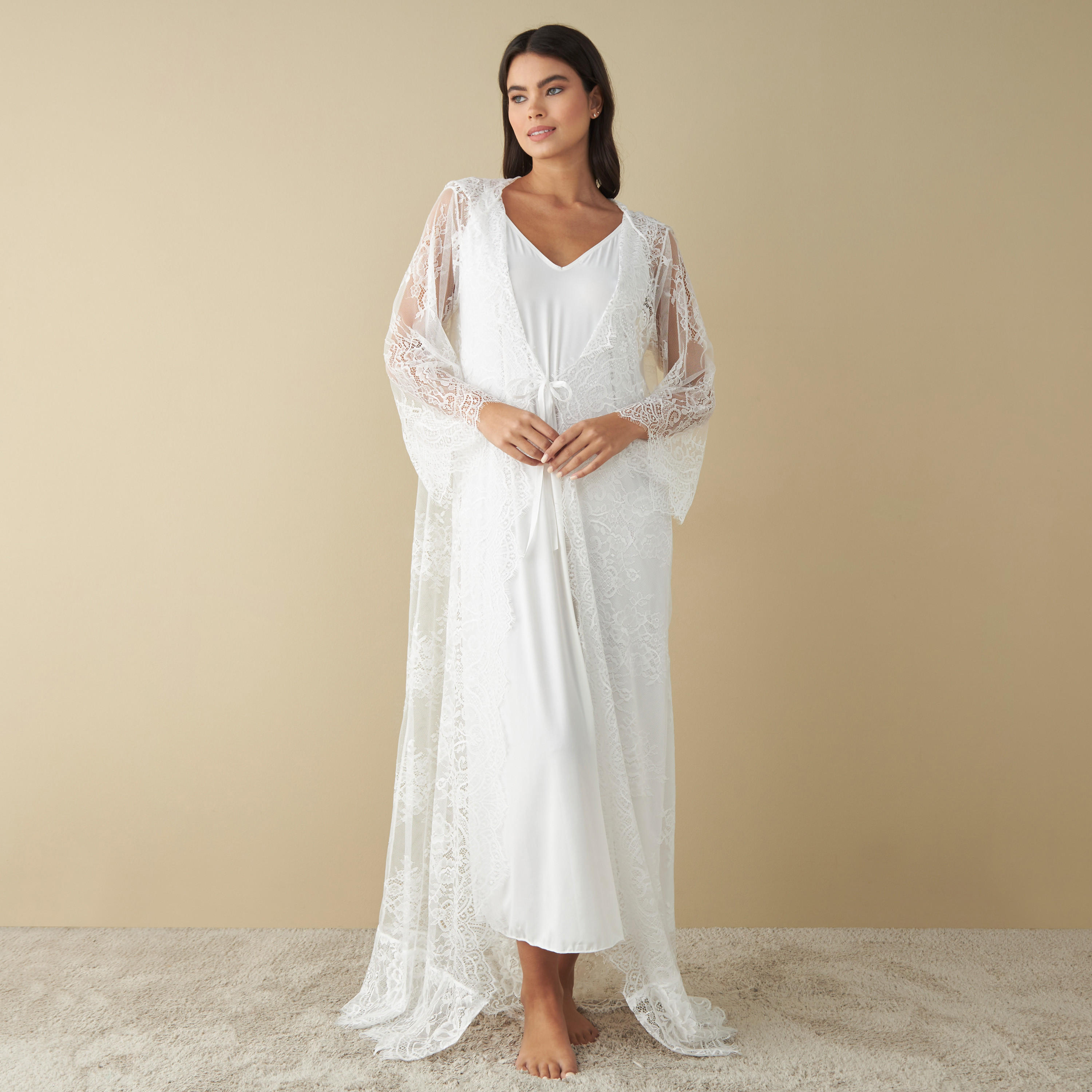 روب بتفاصيل دانتيل مع قميص نوم-women-clothing-nightwear-nighties-image-1