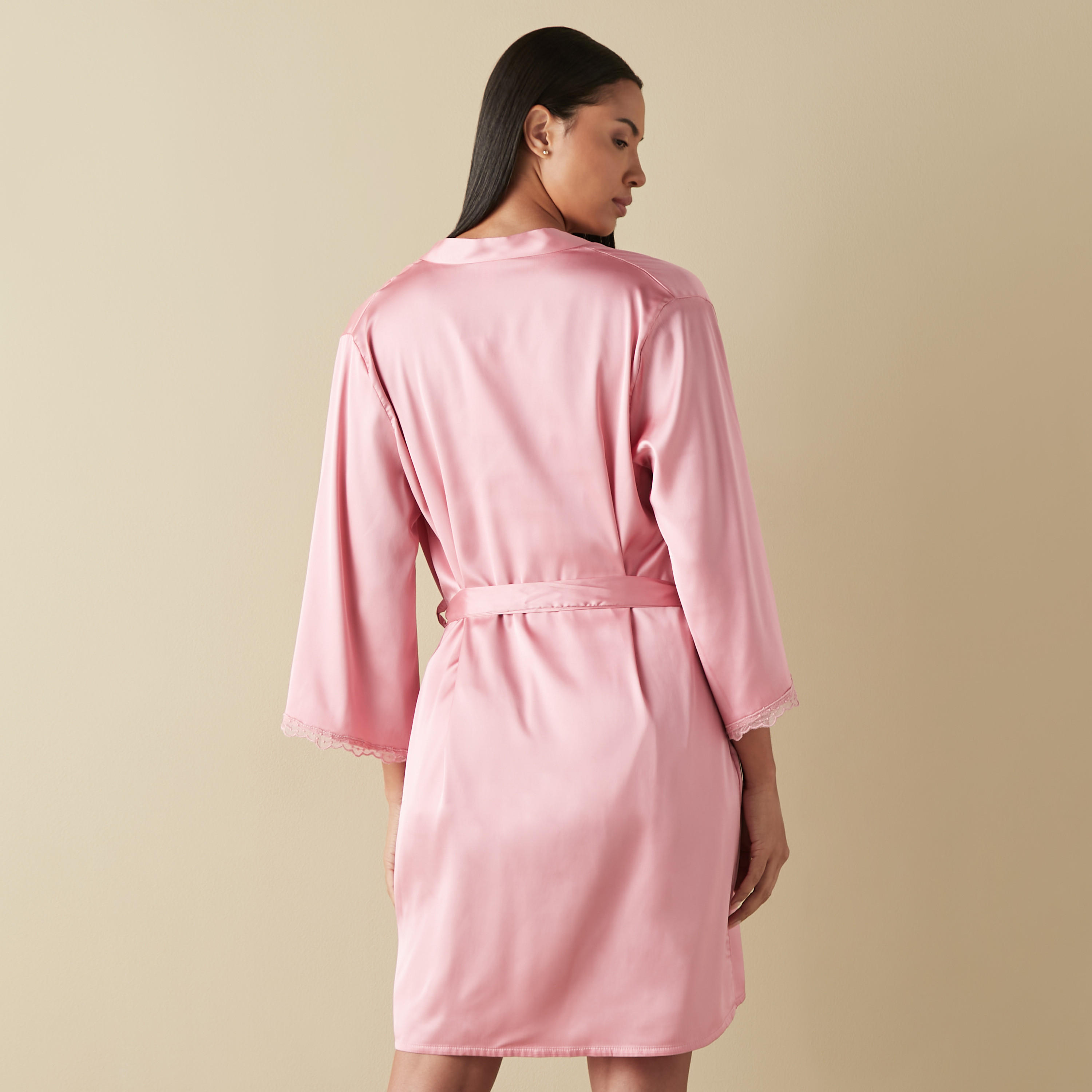 طقم فستان نوم مزين بالدانتيل وروب-women-clothing-nightwear-robes-image-4