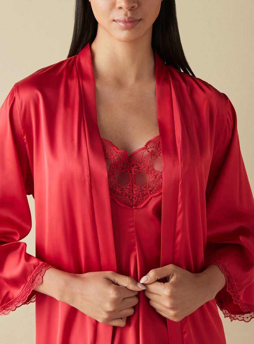 طقم فستان نوم مزين بالدانتيل وروب-women-clothing-nightwear-robes-image-5