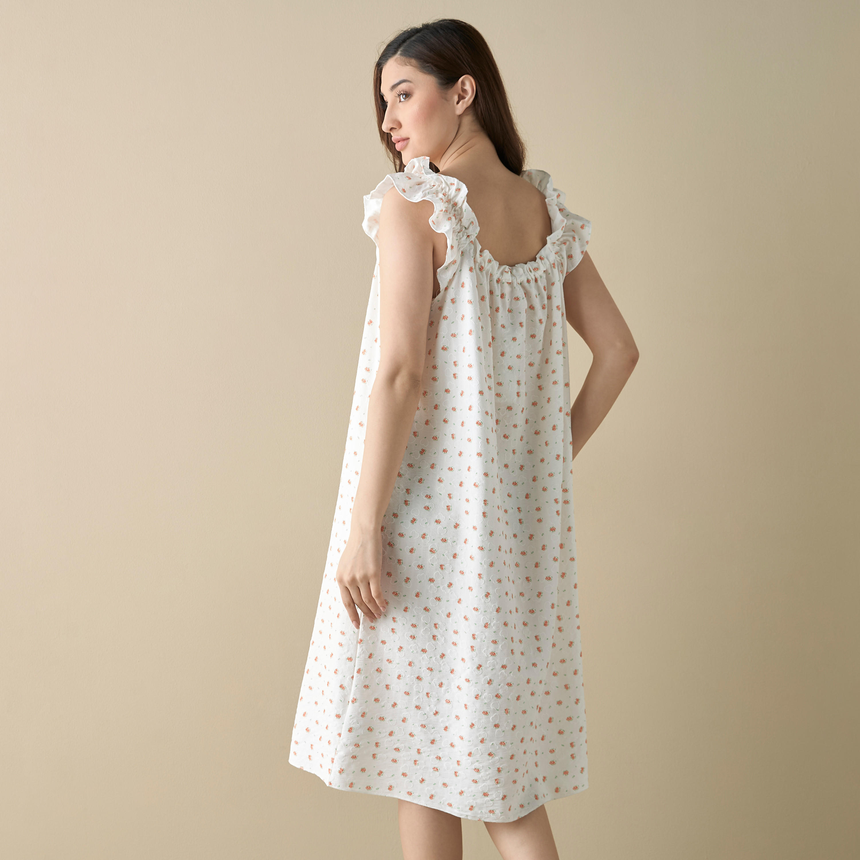 قميص نوم بطبعات أزهار وأكمام كشكش-women-clothing-nightwear-nighties-image-3