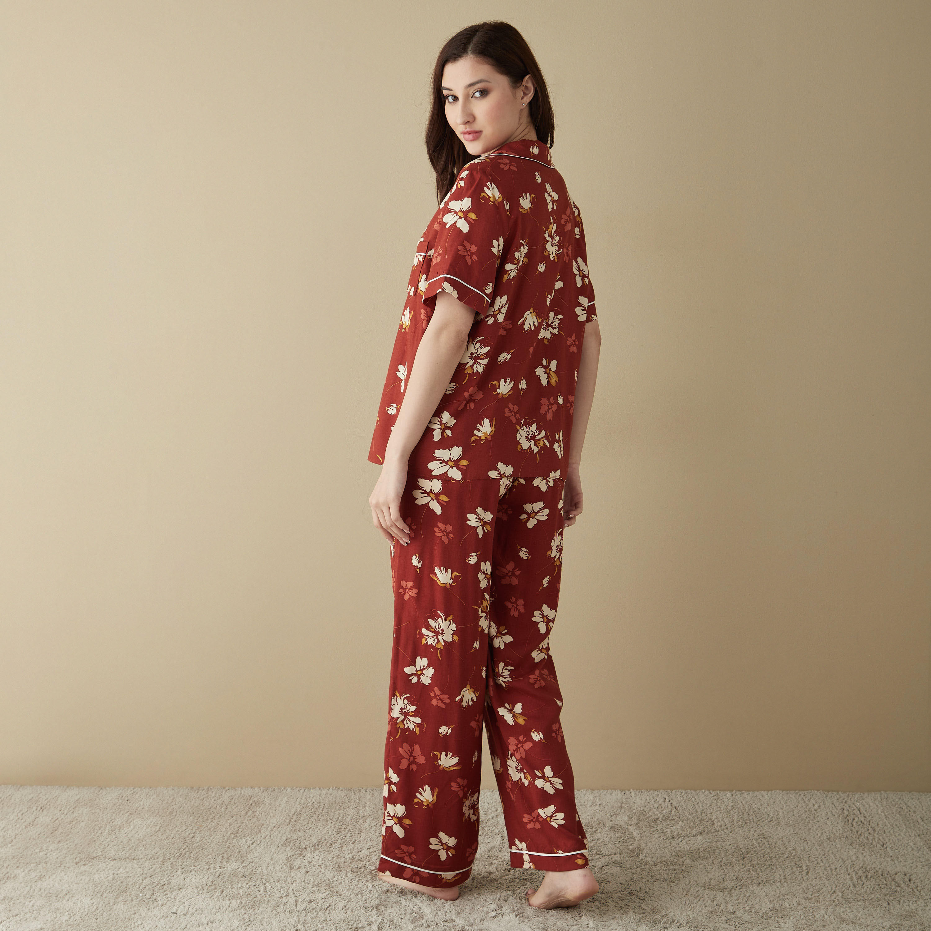 طقم بنطلون بيجاما وقميص بطبعات زهرية-women-clothing-nightwear-pyjamas-longsets-image-3
