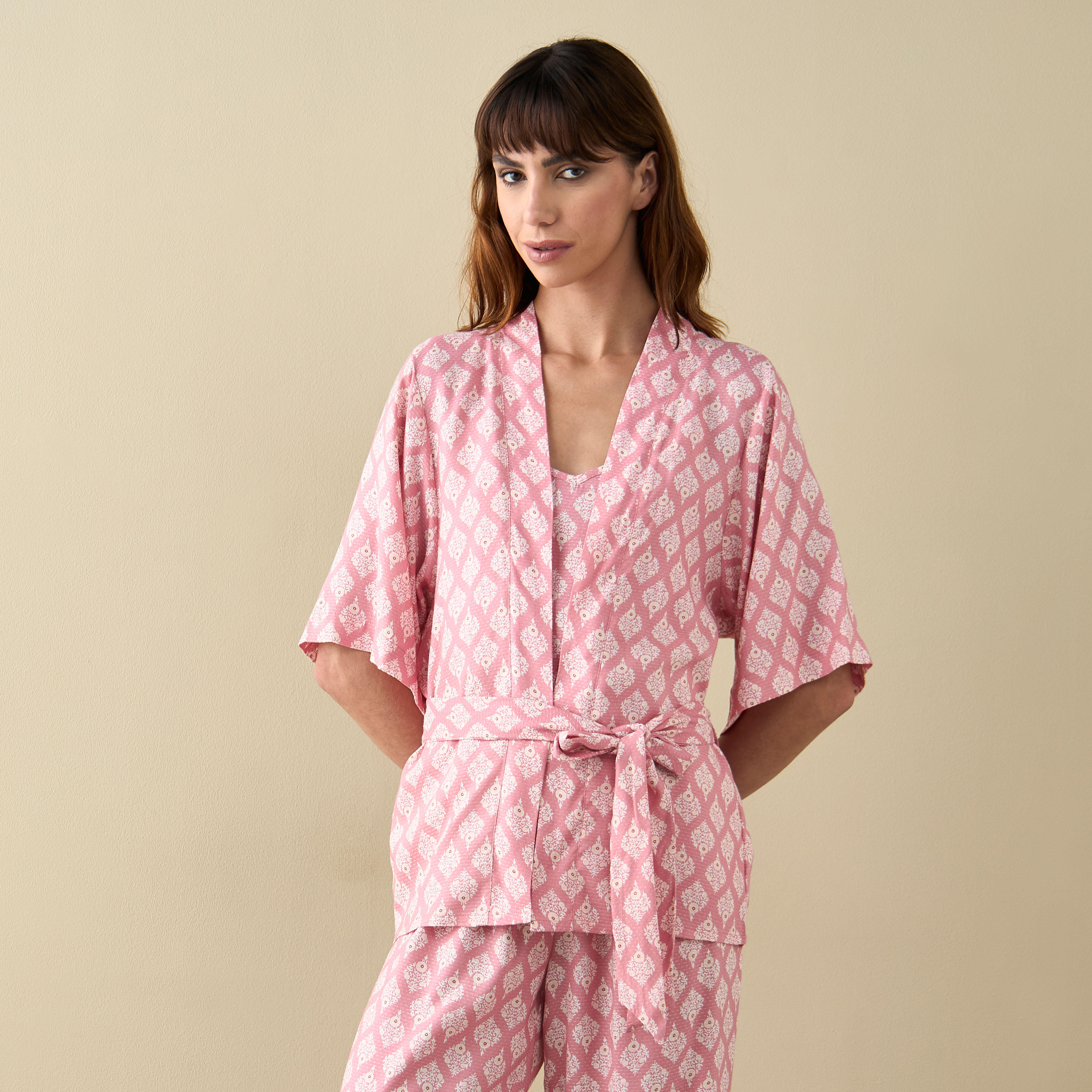 طقم روب مع بلوزة وبنطلون بيجاما بطبعات أوراق شجر-women-clothing-nightwear-pyjamas-longsets-image-3