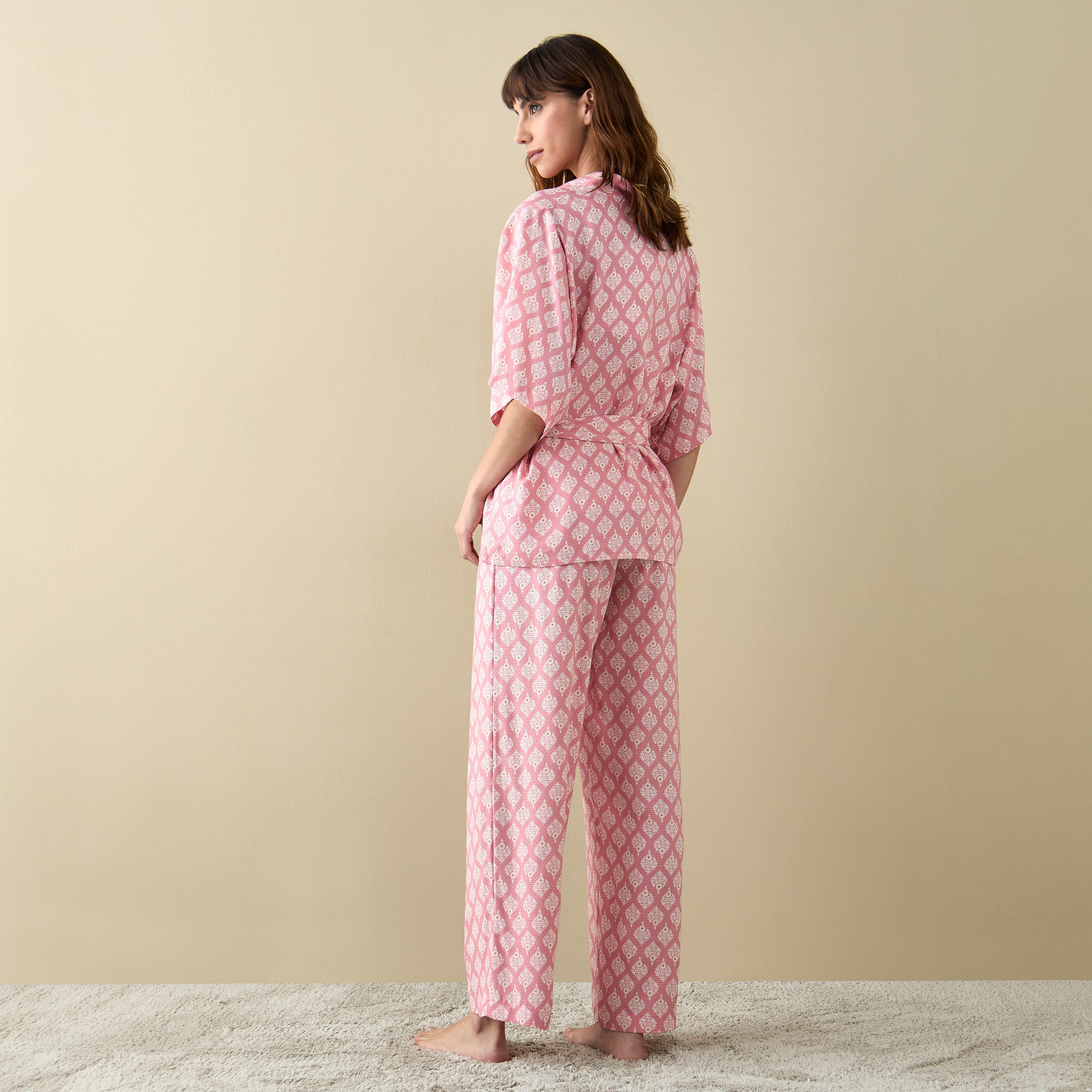 طقم روب مع بلوزة وبنطلون بيجاما بطبعات أوراق شجر-women-clothing-nightwear-pyjamas-longsets-image-4
