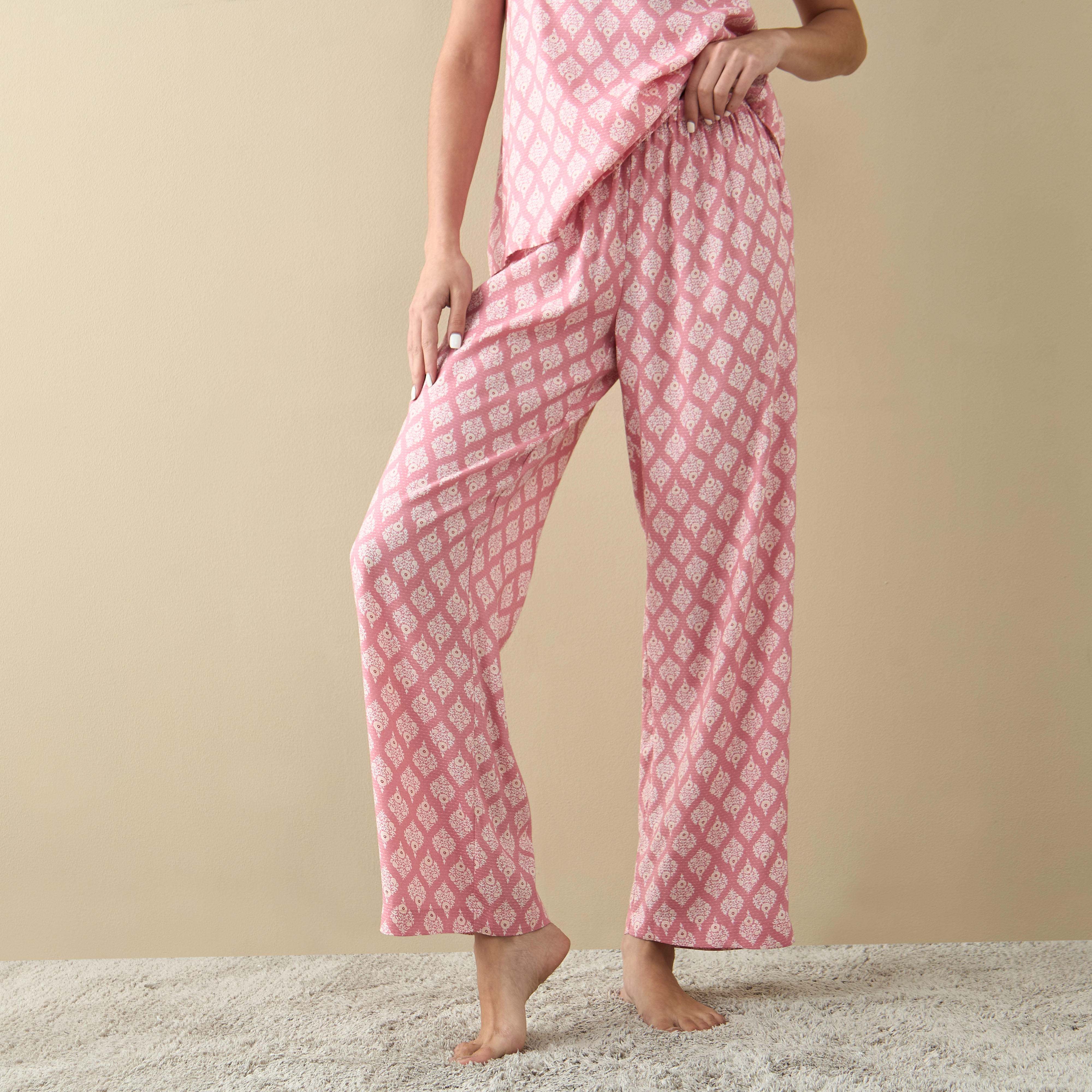 طقم روب مع بلوزة وبنطلون بيجاما بطبعات أوراق شجر-women-clothing-nightwear-pyjamas-longsets-image-9