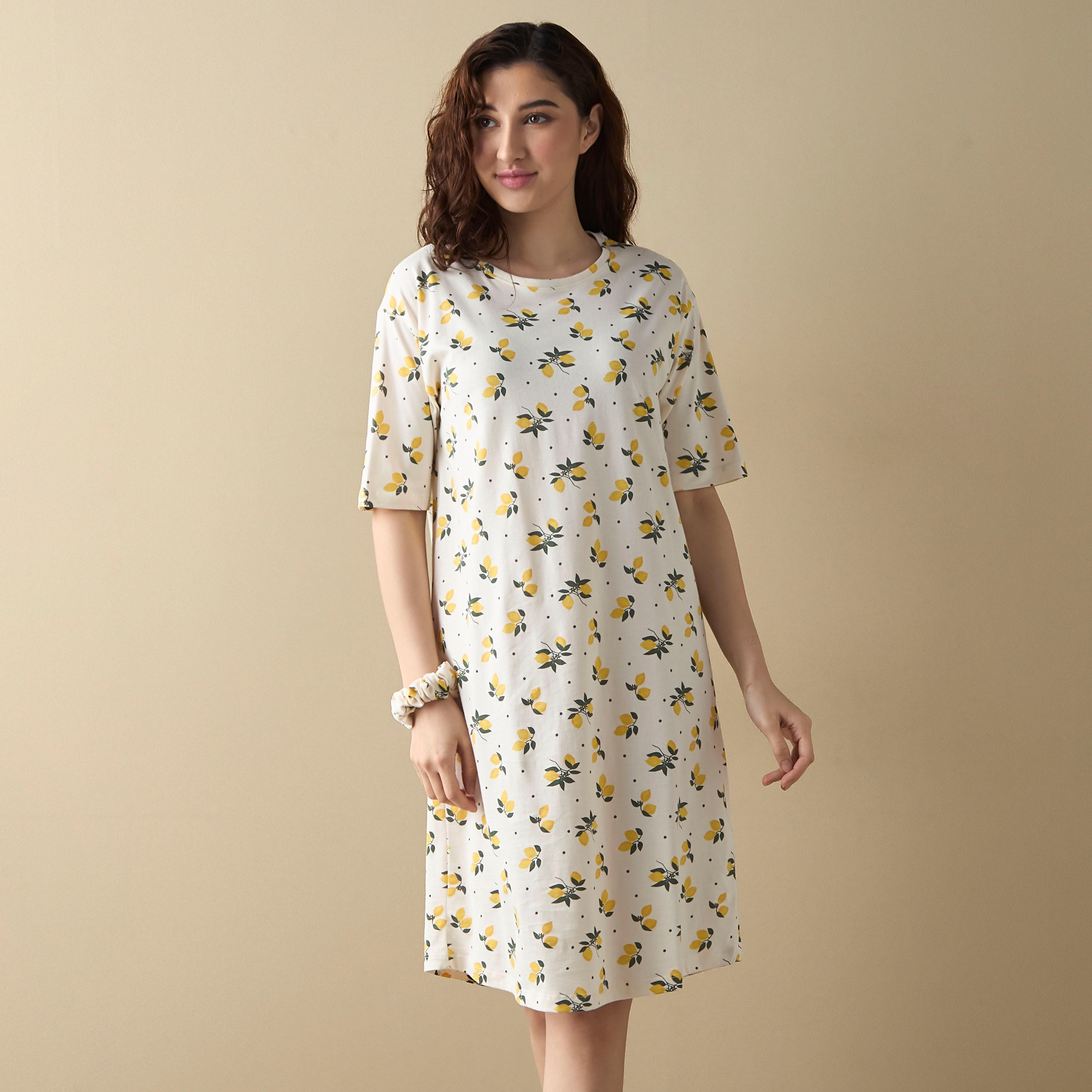 قمصان نوم بأكمام قصيرة وطبعات - طقم قطعتين-women-clothing-nightwear-nighties-image-6
