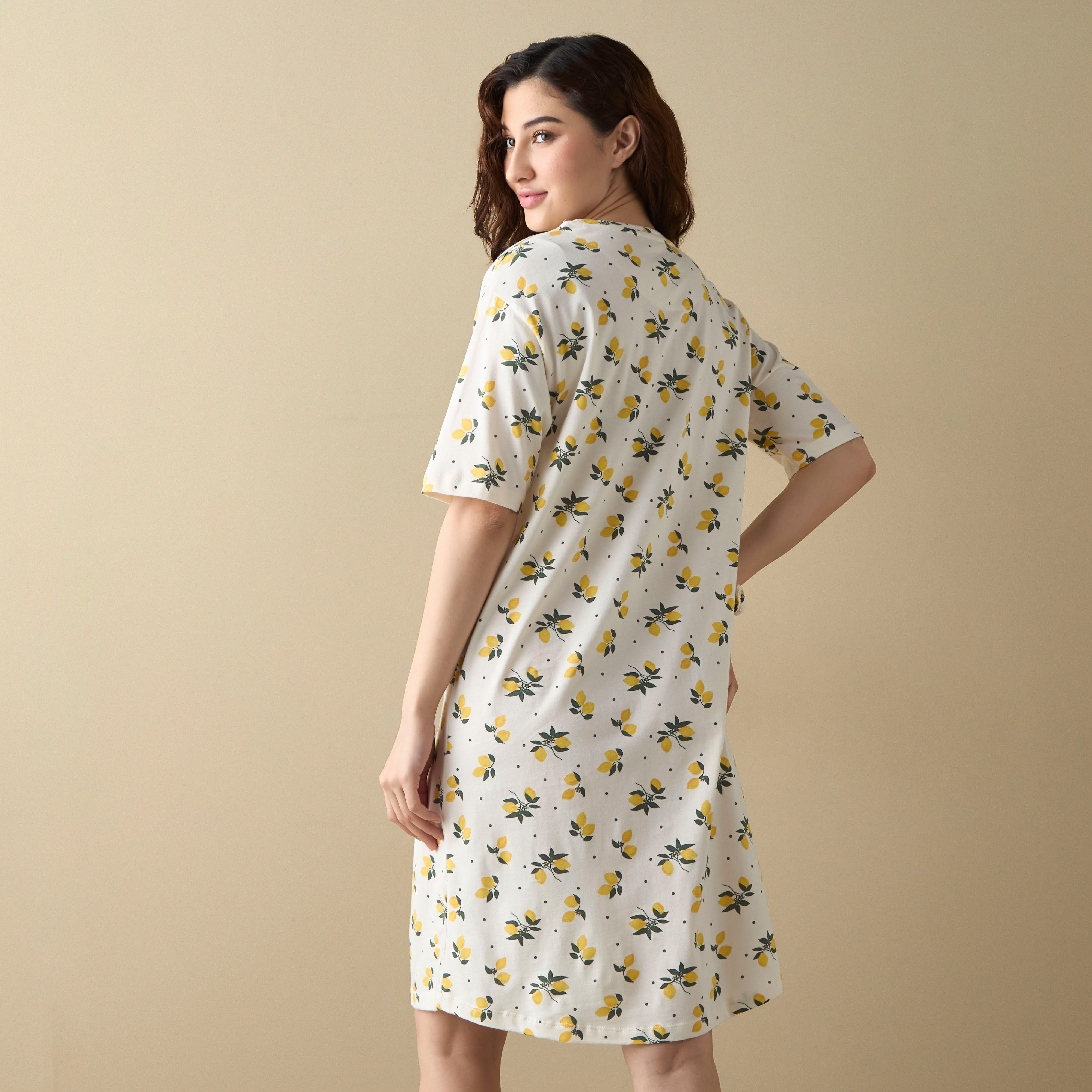 قمصان نوم بأكمام قصيرة وطبعات - طقم قطعتين-women-clothing-nightwear-nighties-image-7