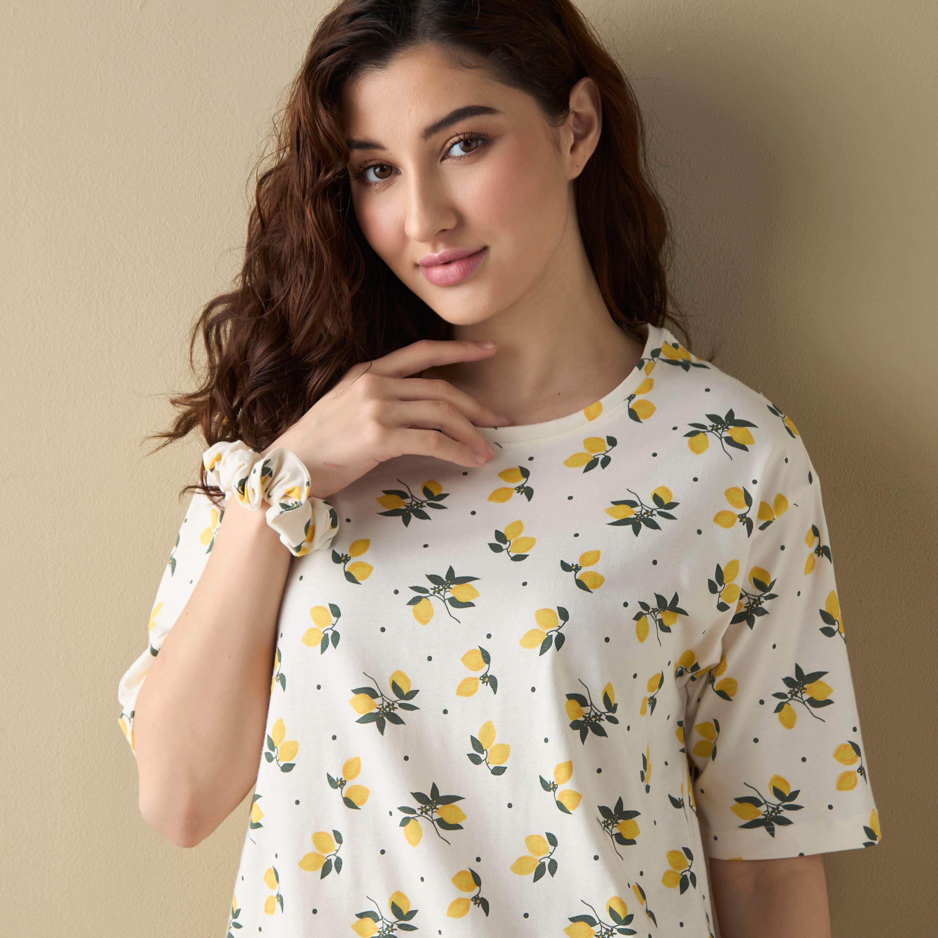 قمصان نوم بأكمام قصيرة وطبعات - طقم قطعتين-women-clothing-nightwear-nighties-image-8