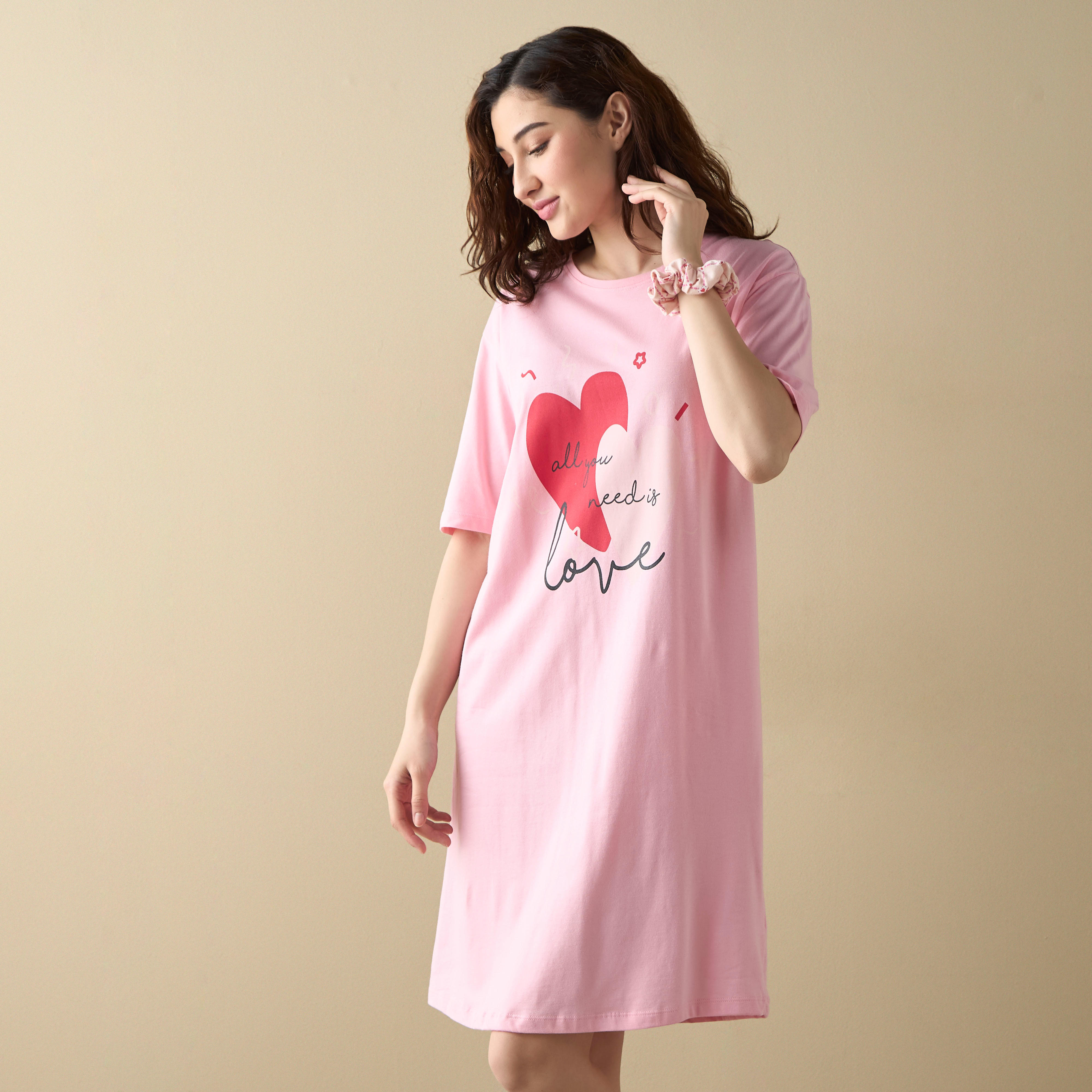 قمصان نوم بأكمام قصيرة وطبعات - طقم قطعتين-women-clothing-nightwear-nighties-image-6