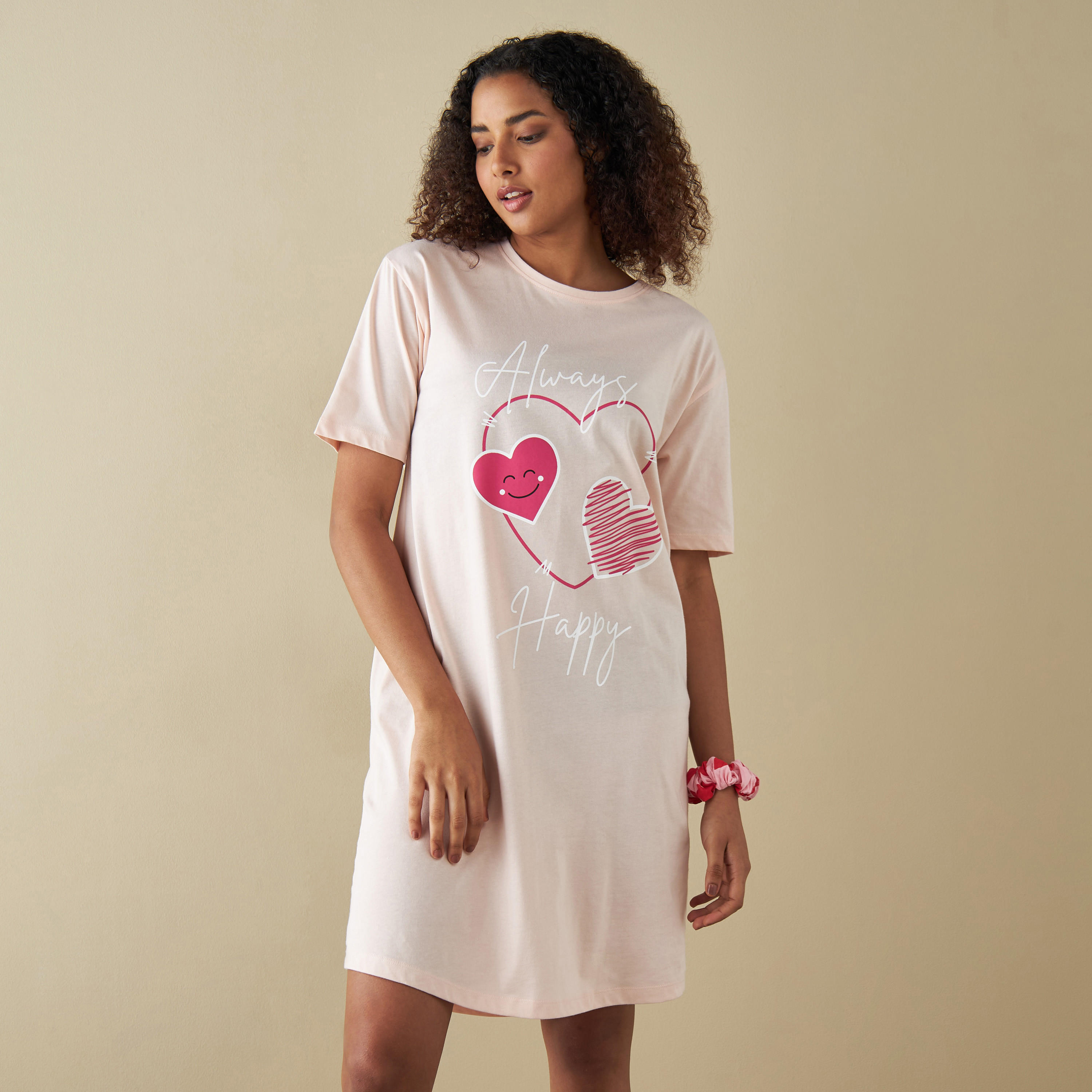 قمصان نوم بأكمام قصيرة وطبعات - طقم قطعتين-women-clothing-nightwear-nighties-image-5