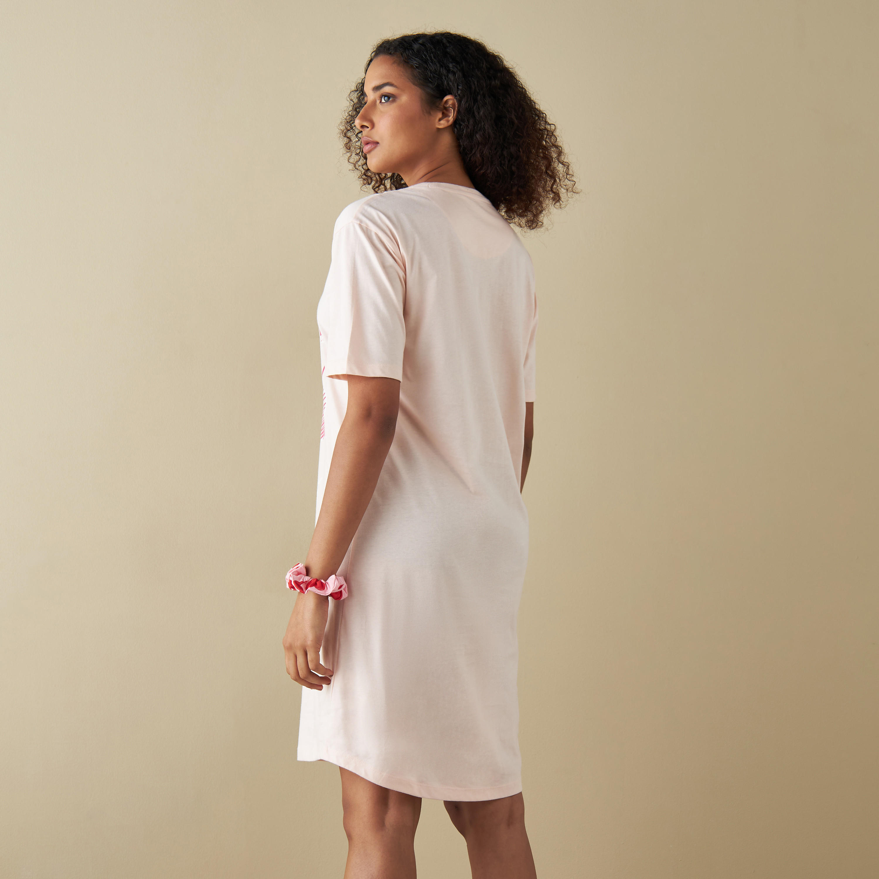 قمصان نوم بأكمام قصيرة وطبعات - طقم قطعتين-women-clothing-nightwear-nighties-image-6