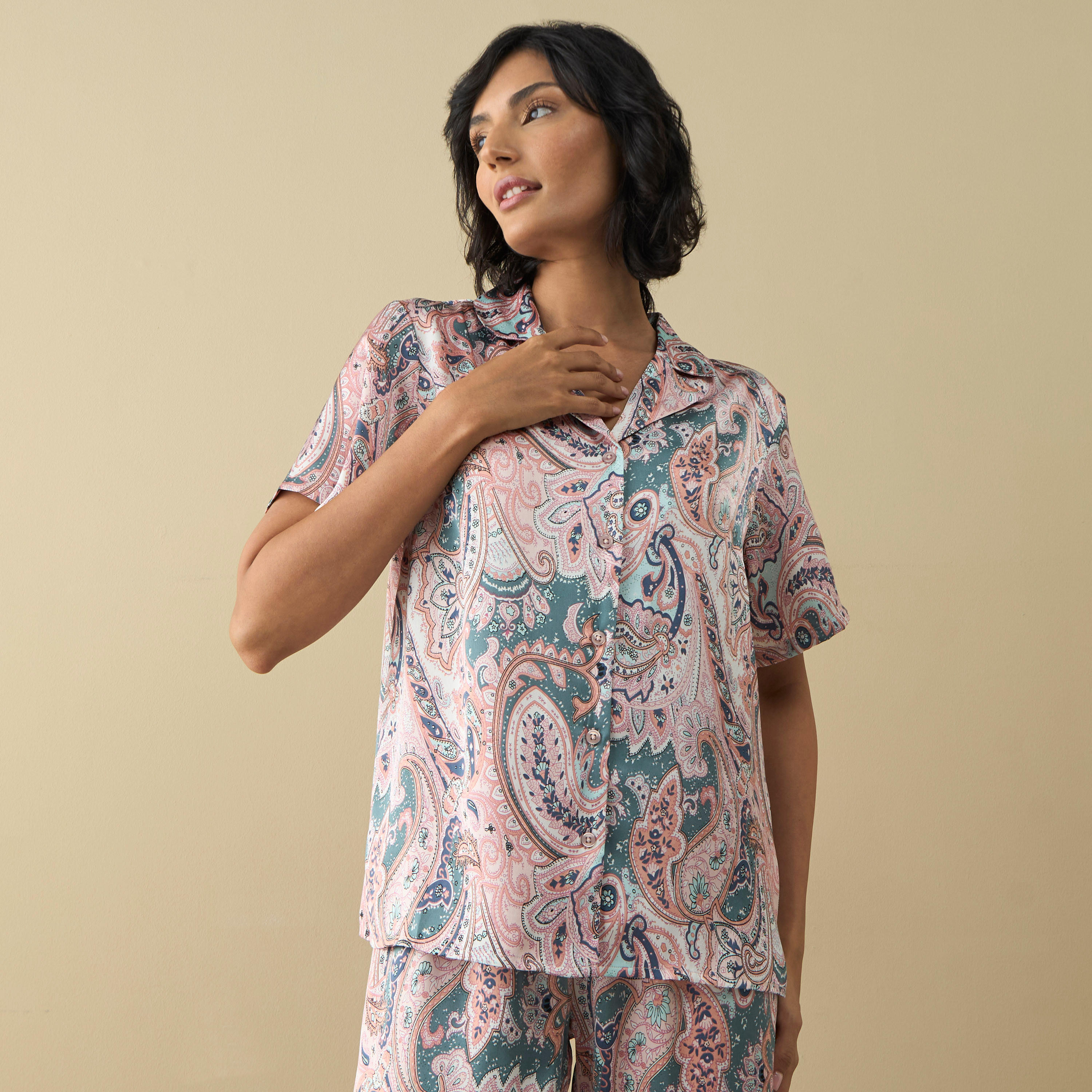 طقم بنطلون بيجاما وقميص بطبعات بيزلي-women-clothing-nightwear-pyjamas-longsets-image-2