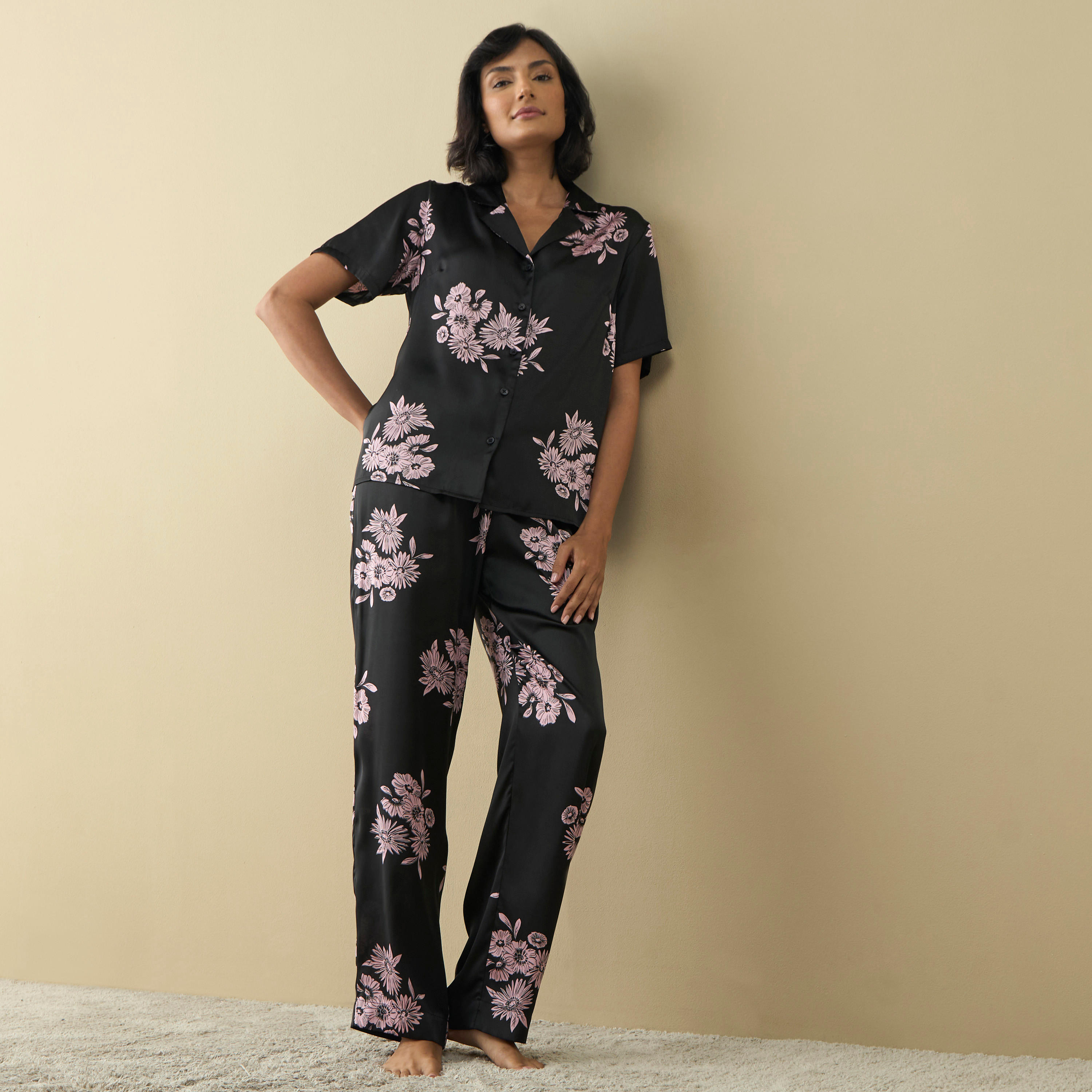 طقم بنطلون بيجاما وقميص بطبعات أزهار-women-clothing-nightwear-pyjamas-longsets-image-1