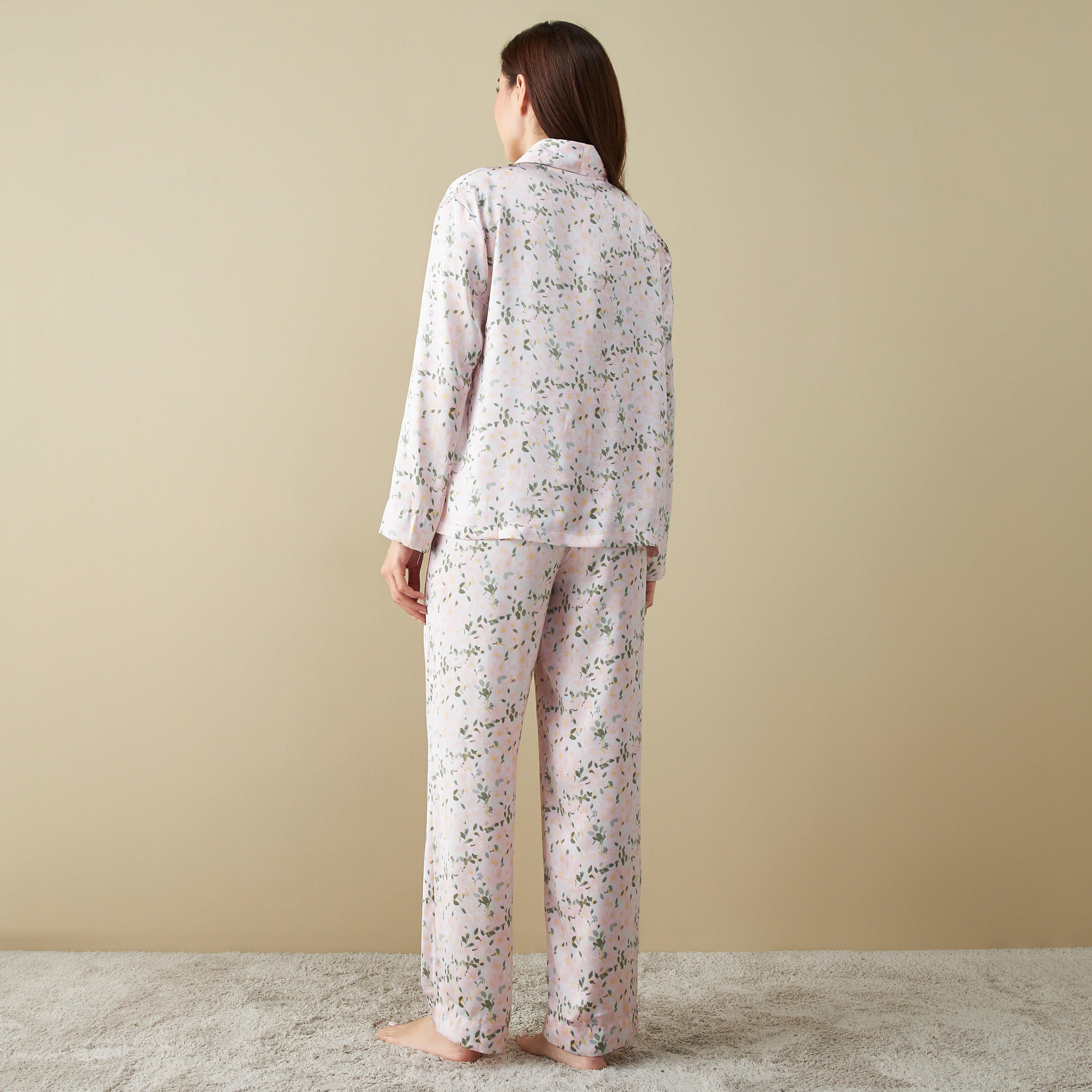 طقم بنطلون بيجاما وقميص بطبعات زهرية-women-clothing-nightwear-pyjamas-longsets-image-4
