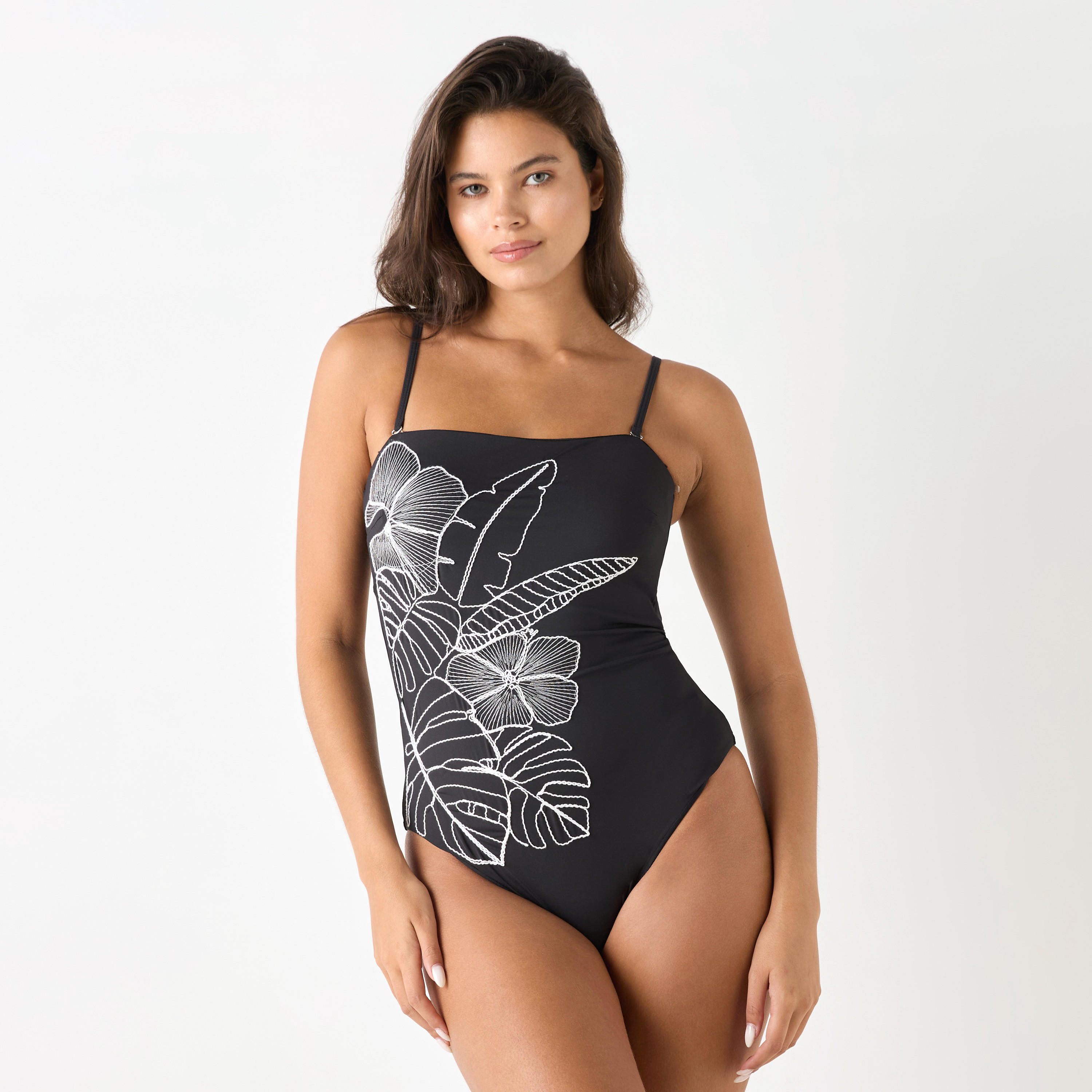 بدلة سباحة بطبعات ورباط-women-clothing-swimandbeach-swimsuits-image-5