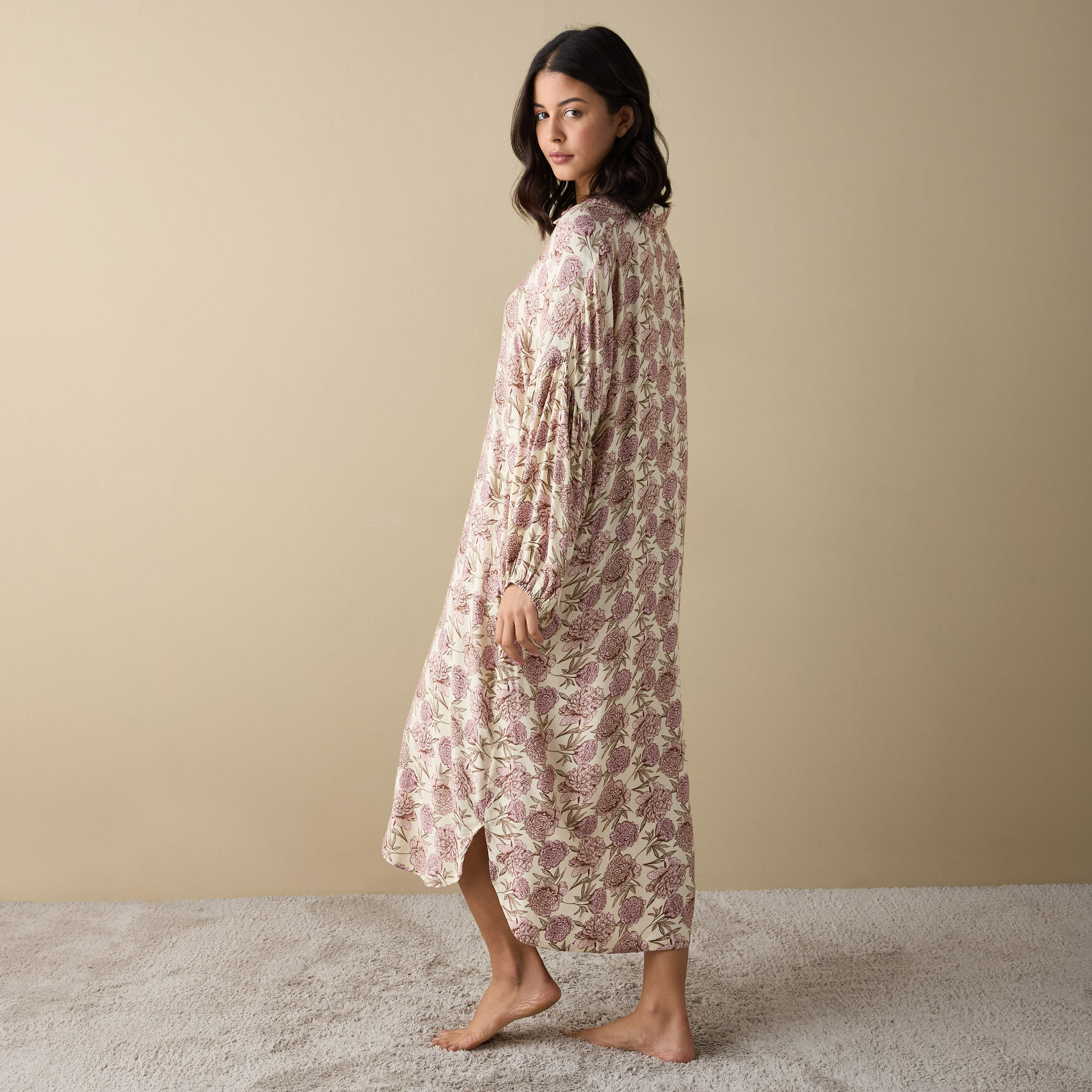 قميص نوم بأكمام طويلة وطبعات أزهار-women-clothing-nightwear-nighties-image-3