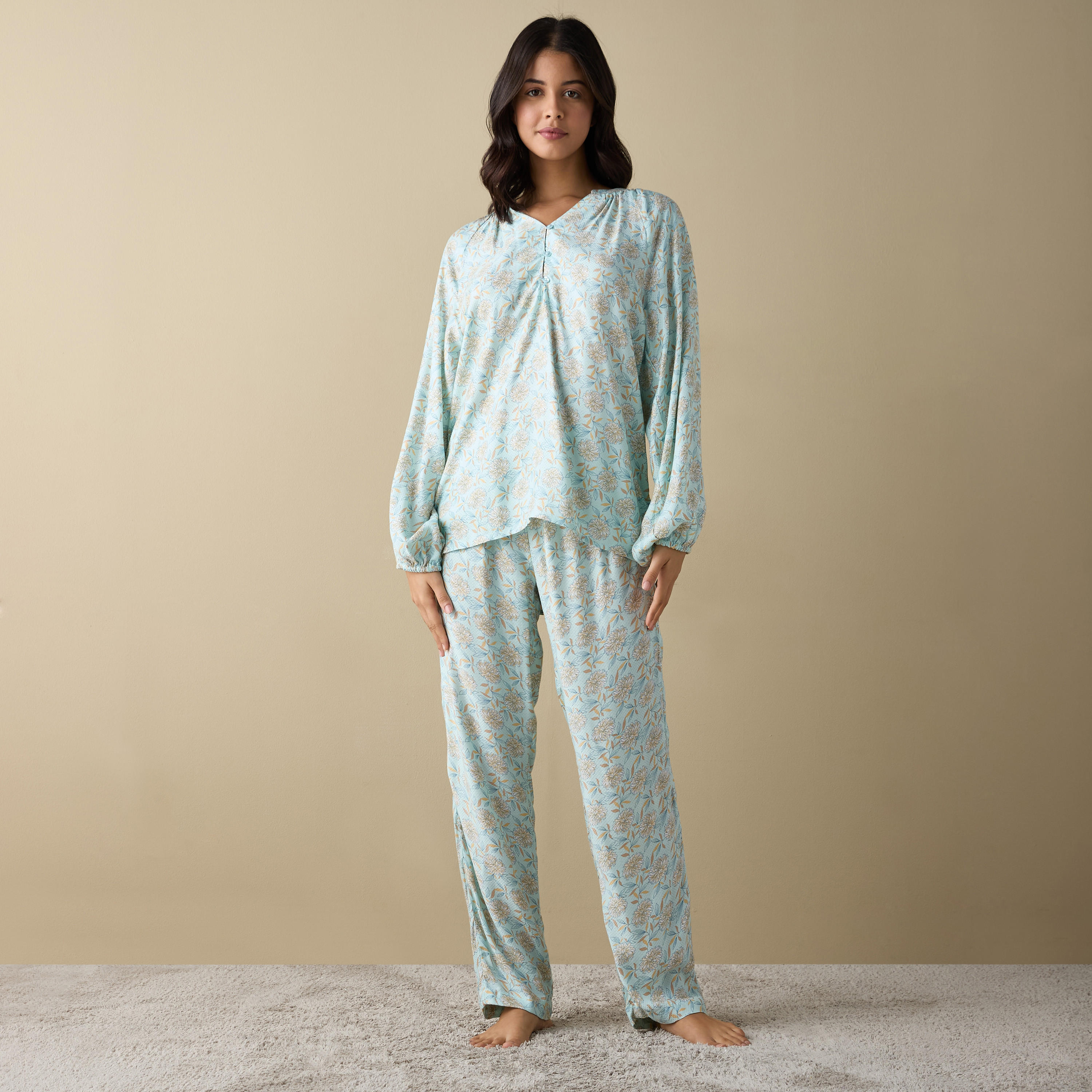 طقم بنطلون بيجاما وقميص بطبعات زهور-women-clothing-nightwear-pyjamas-longsets-image-1