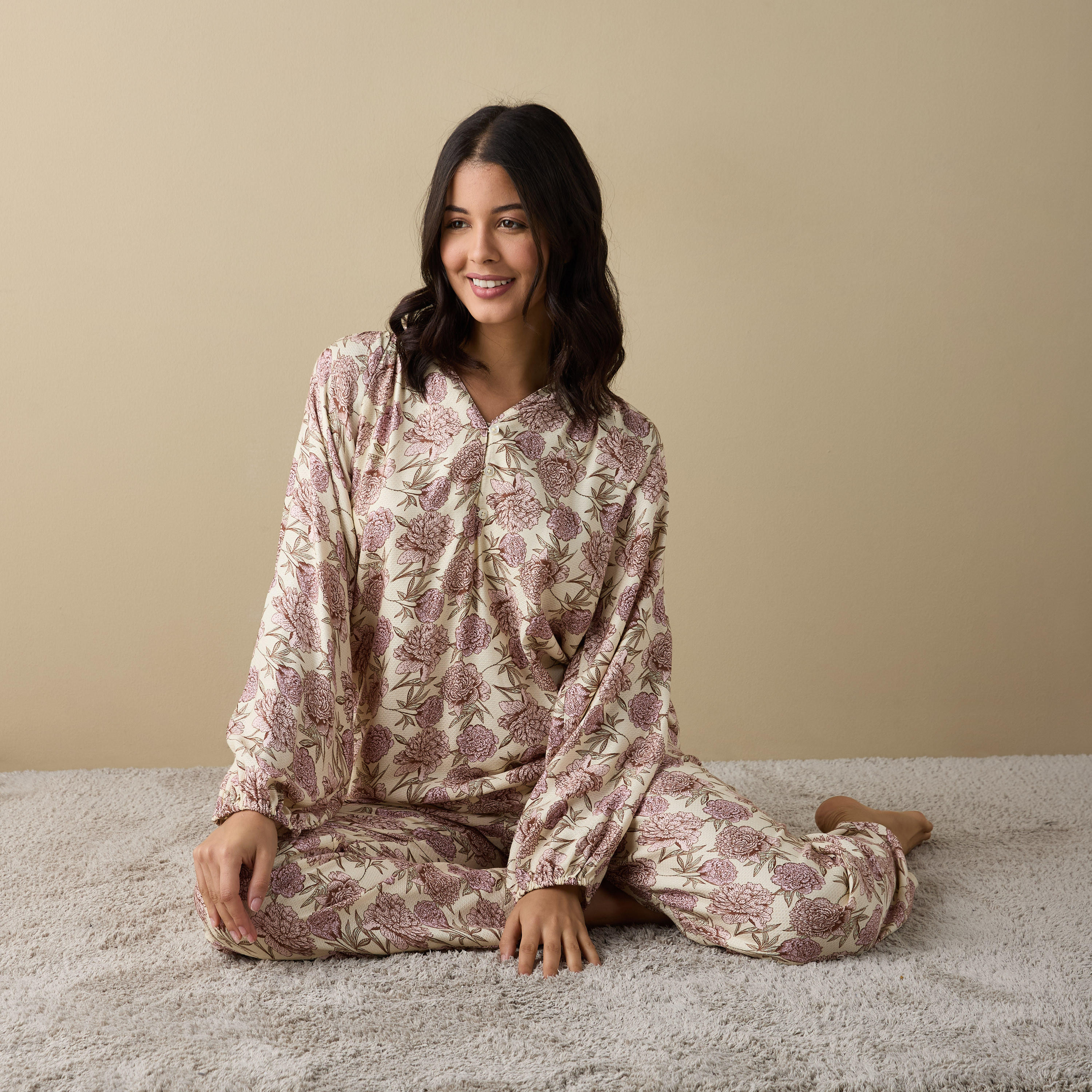 طقم بنطلون بيجاما وقميص بطبعات زهور-women-clothing-nightwear-pyjamas-longsets-image-1