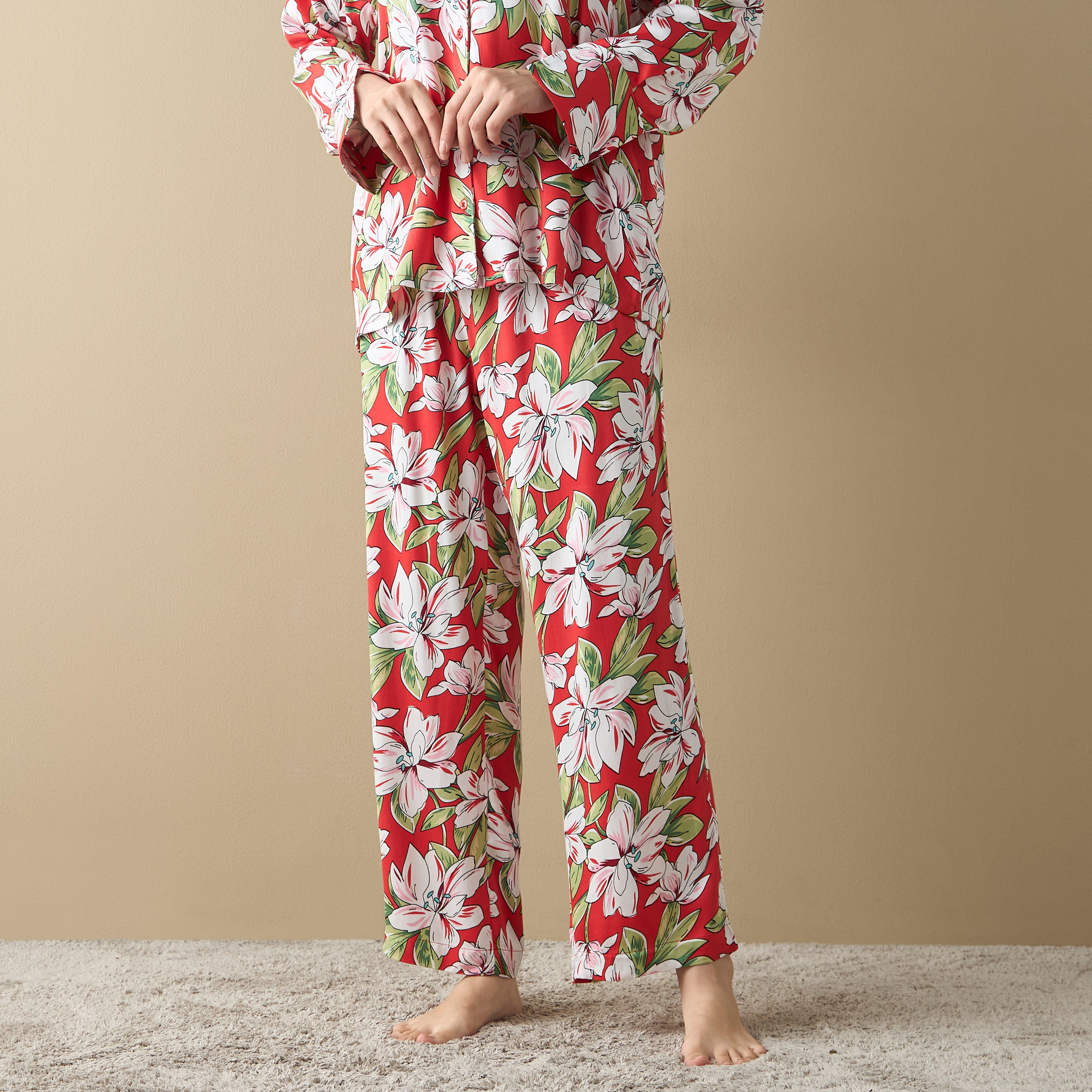 طقم بنطلون بيجاما وقميص بطبعات زهرية-women-clothing-nightwear-pyjamas-longsets-image-4