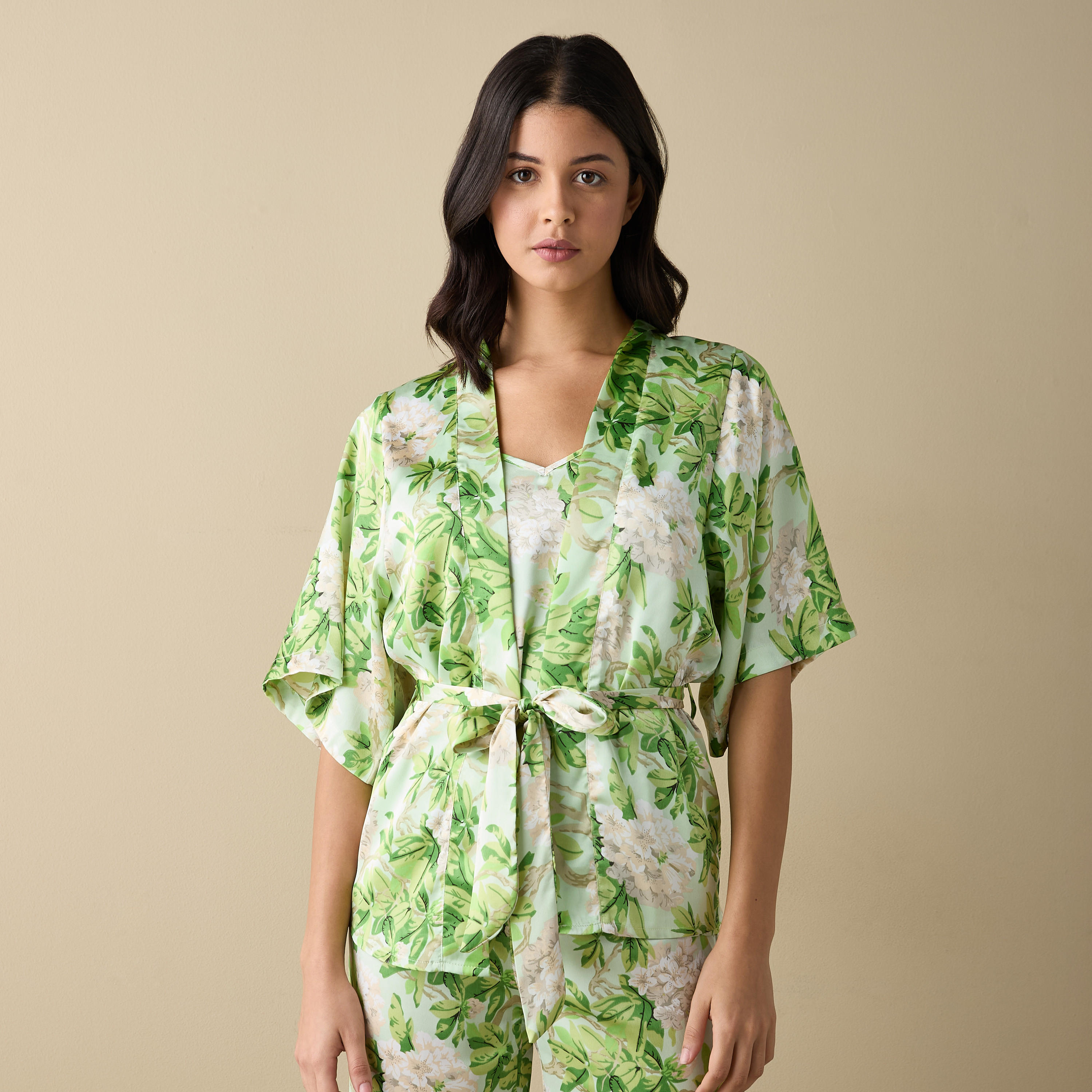 طقم بلوزة بطبعات زهرية مع بنطلون بيجاما وروب-women-clothing-nightwear-pyjamas-longsets-image-2