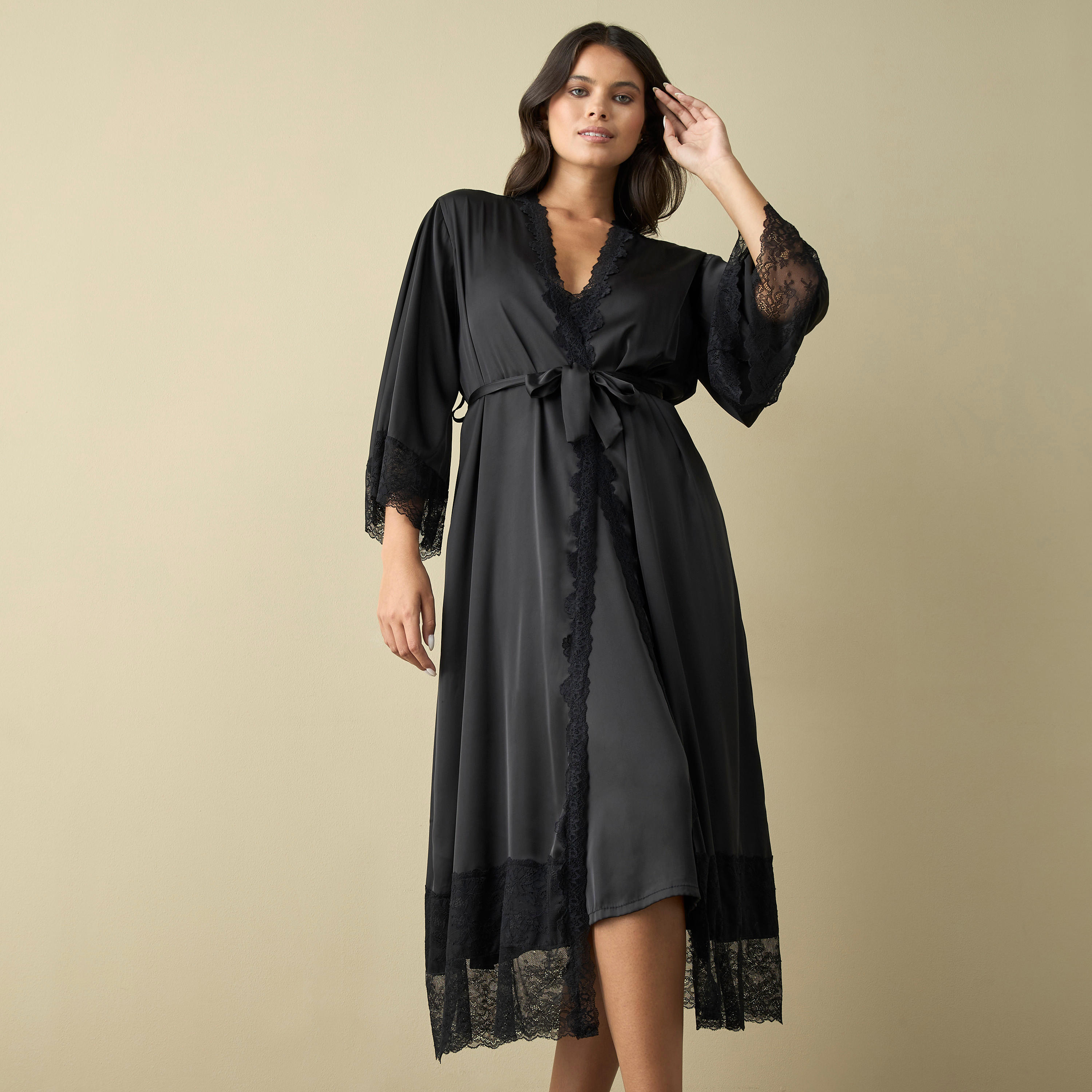 روب بتفاصيل دانتيل وحزام ربط مع فستان سهل الارتداء-women-clothing-nightwear-nighties-image-1