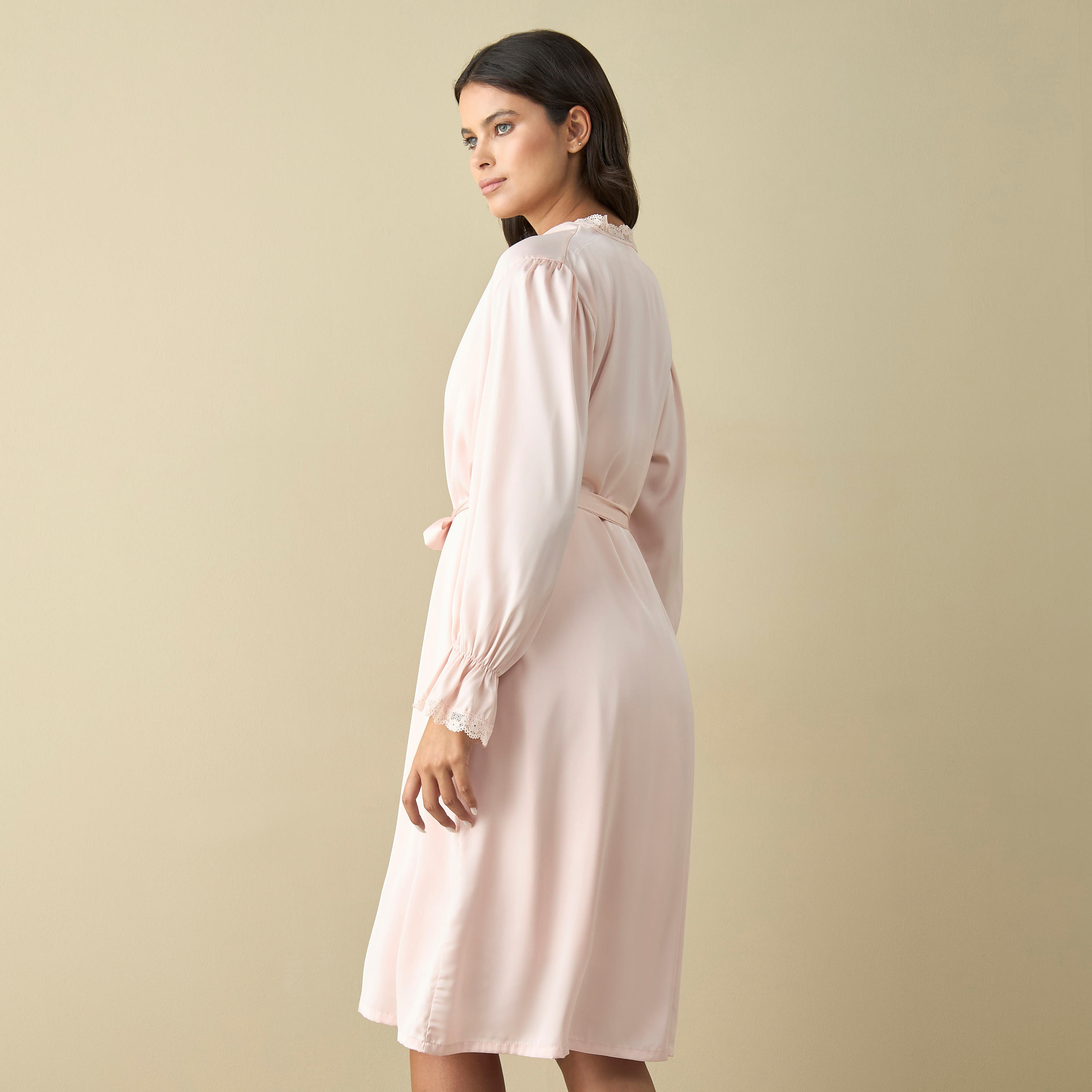 روب بتفاصيل دانتيل مع حزام ربط وفستان سهل الارتداء-women-clothing-nightwear-nighties-image-3