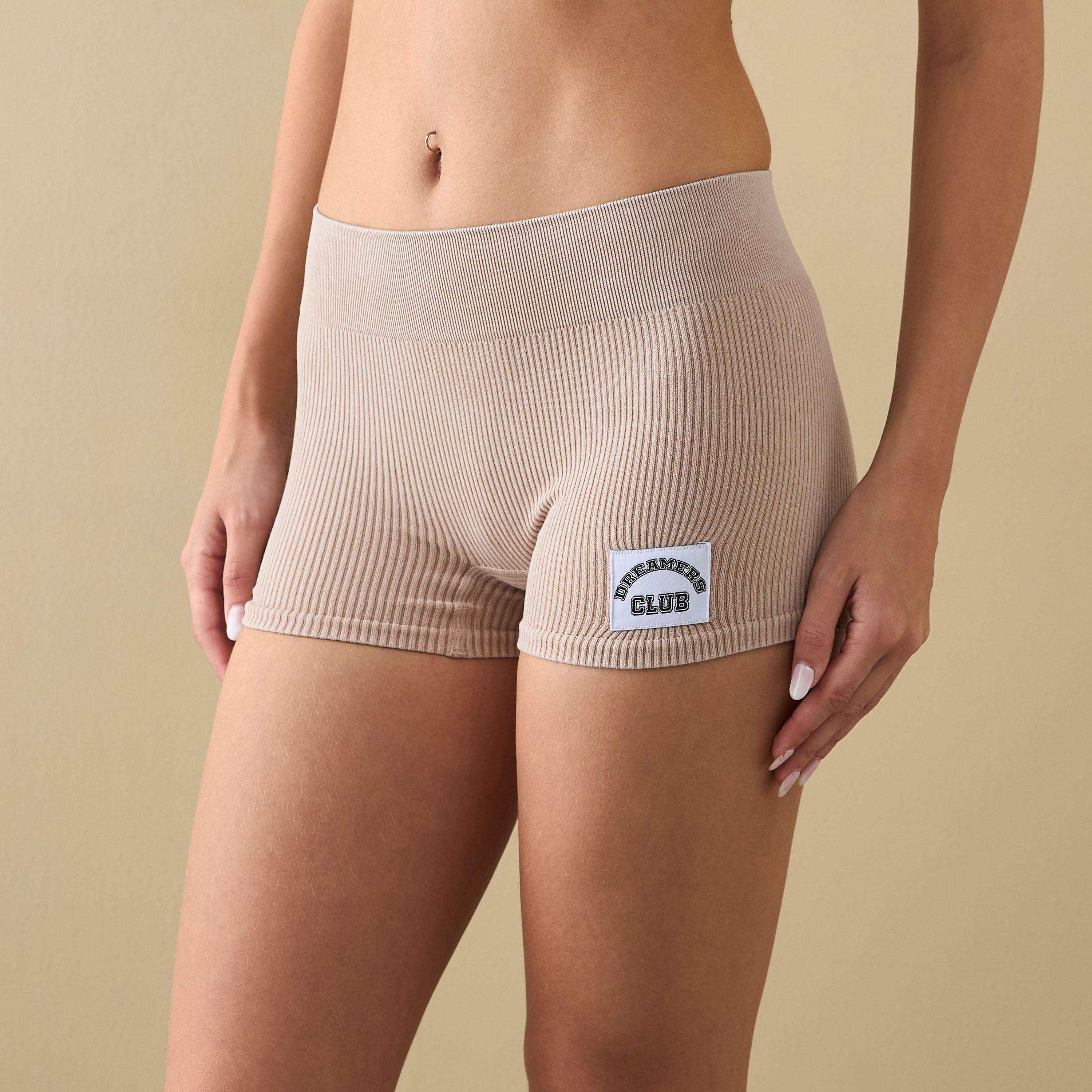 طقم صدرية رياضية مضلّعة وبوي شورت-women-clothing-lingerie-lingeriesets-image-19