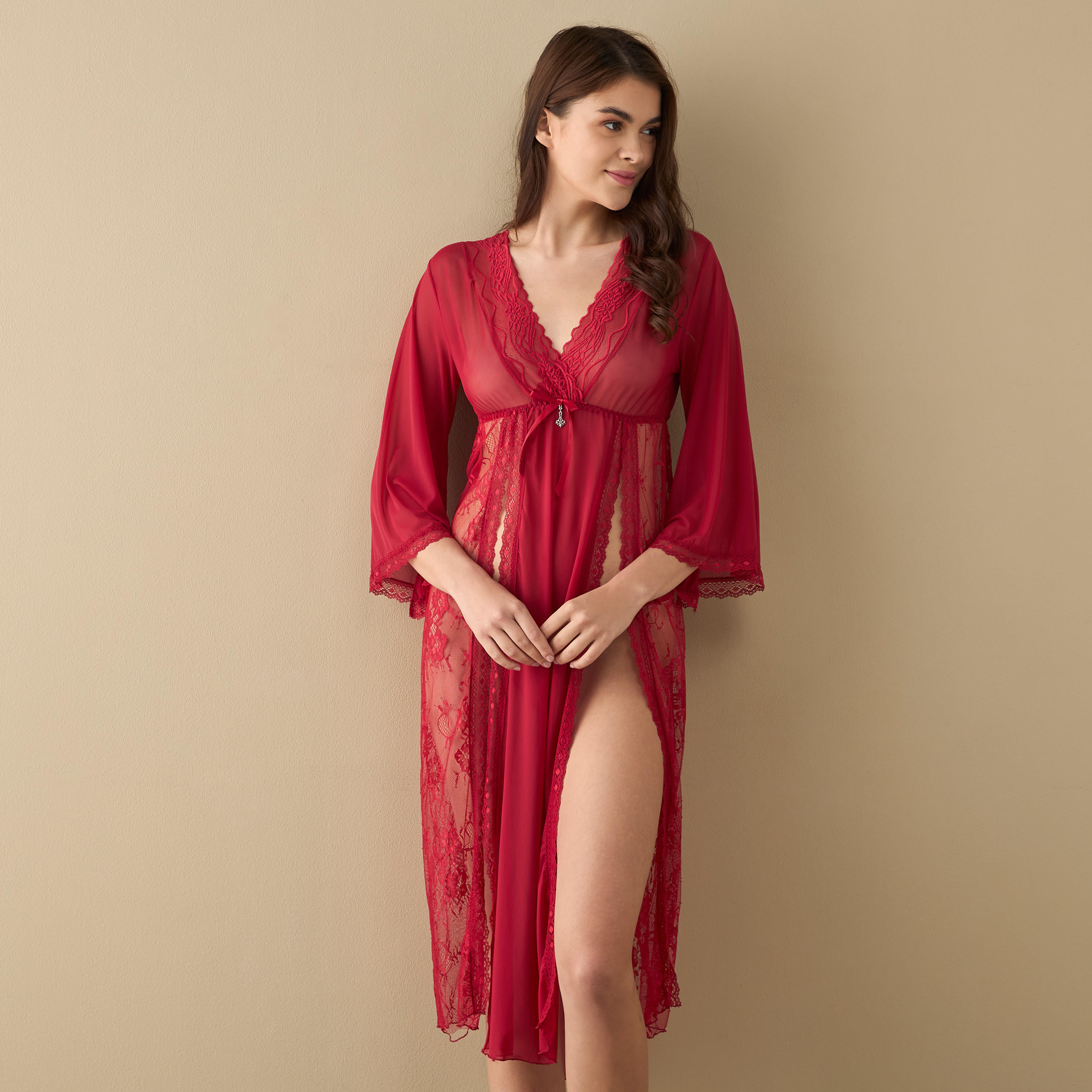 فستان نوم بياقة V وتفاصيل دانتيل مع ثونج-women-clothing-nightwear-nighties-image-1