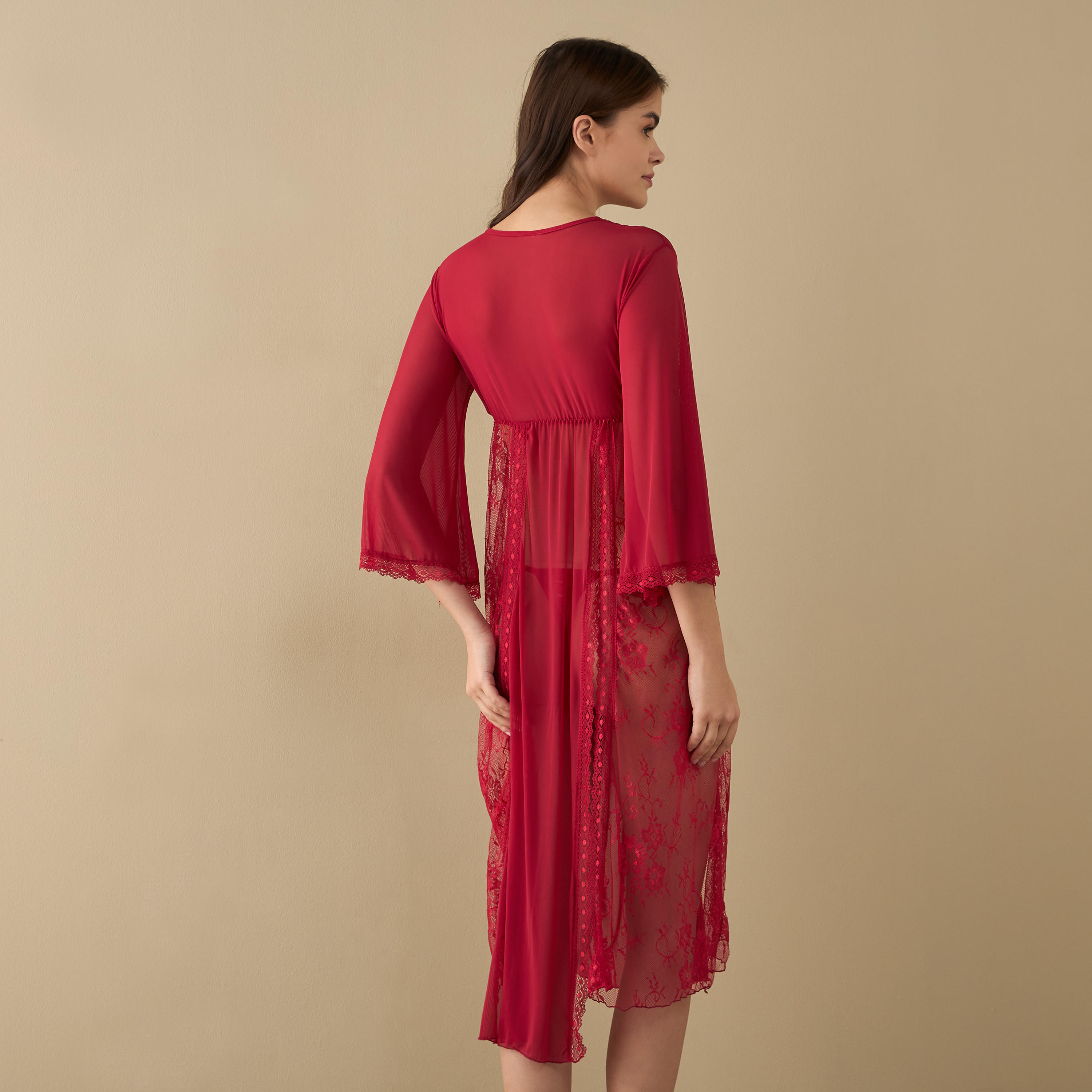فستان نوم بياقة V وتفاصيل دانتيل مع ثونج-women-clothing-nightwear-nighties-image-3