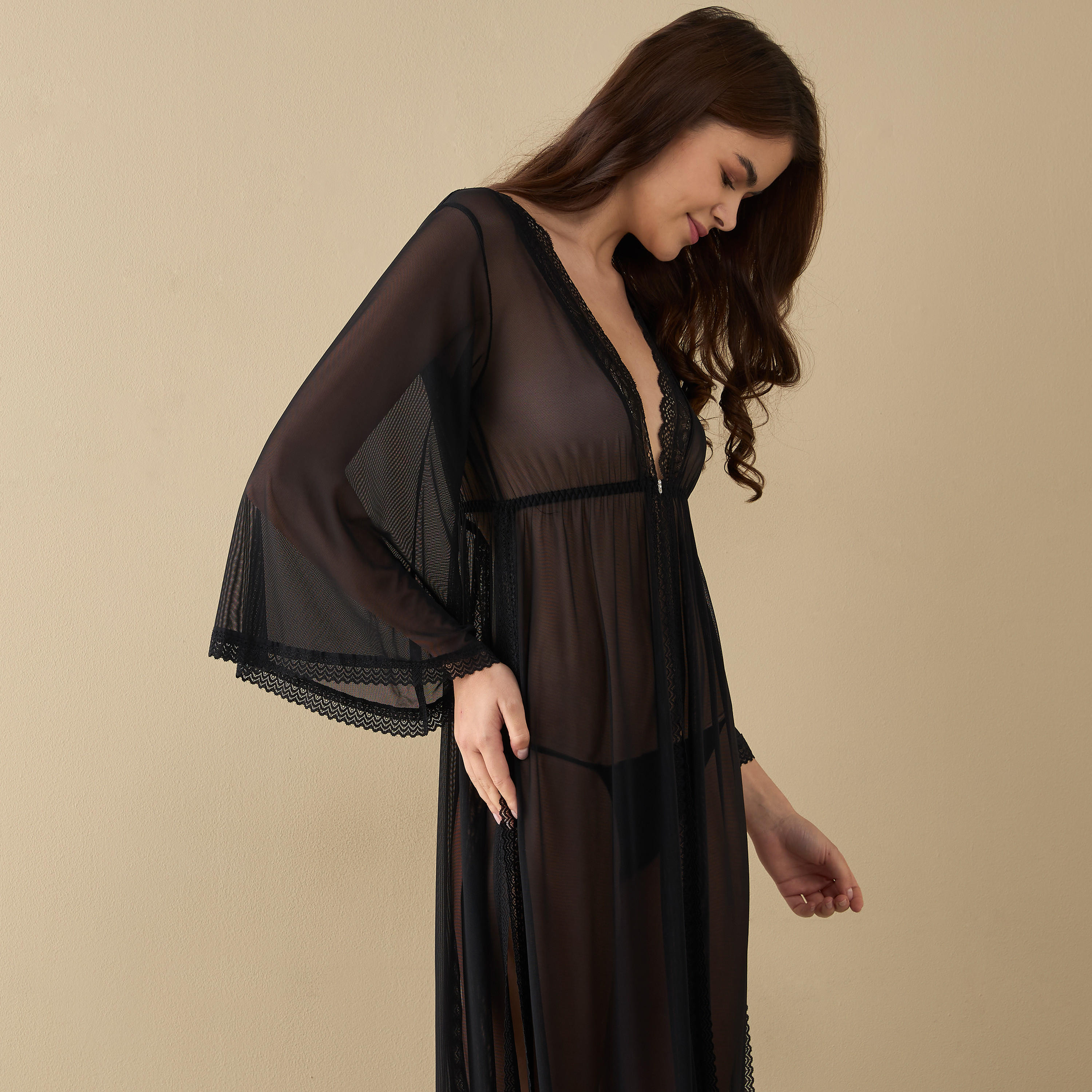 قميص نوم بارز الملمس بأكمام طويلة وياقة حرف V-women-clothing-nightwear-nighties-image-2