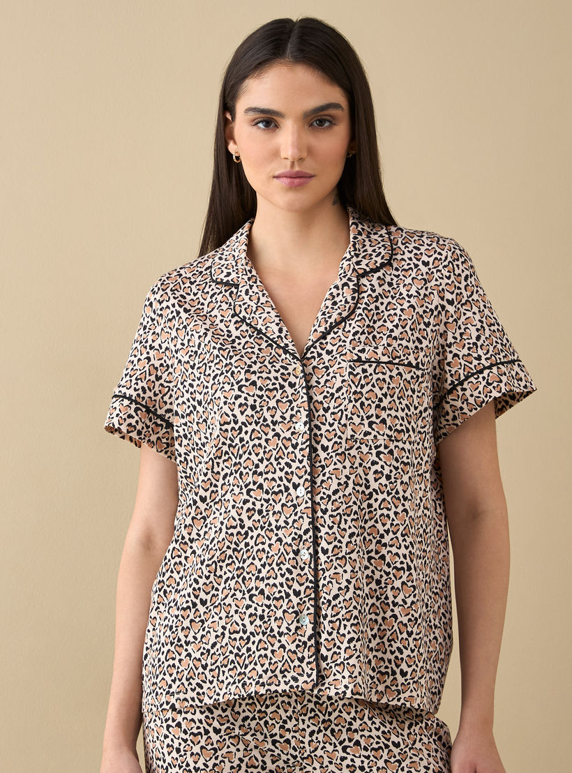 قميص بياقة مطويّة وطبعة قلب مع بيجامة وقناع للعين-women-clothing-nightwear-pyjamas-longsets-image-3