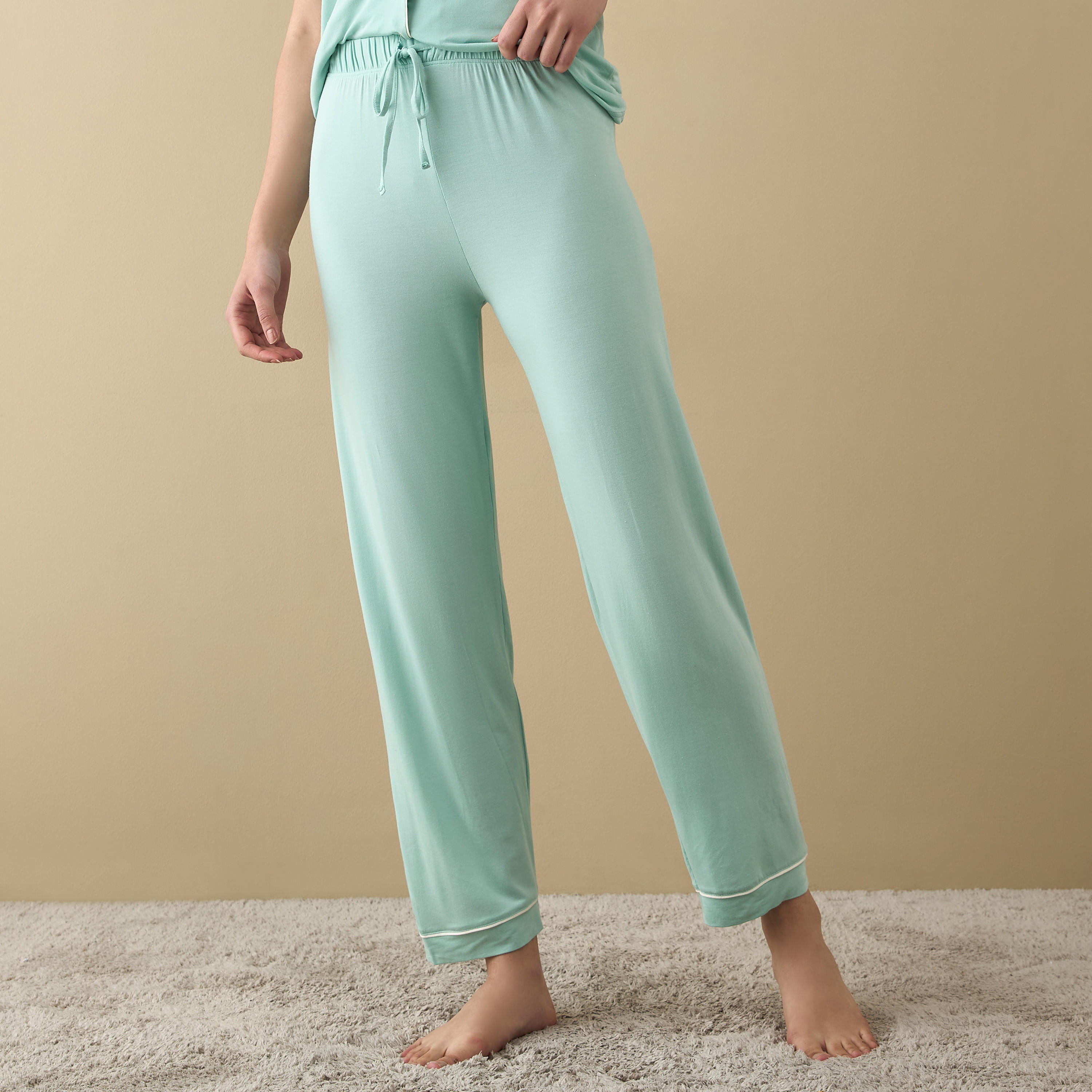 طقم بنطلون بيجاما وقميص بياقة مطوية-women-clothing-nightwear-pyjamas-longsets-image-4