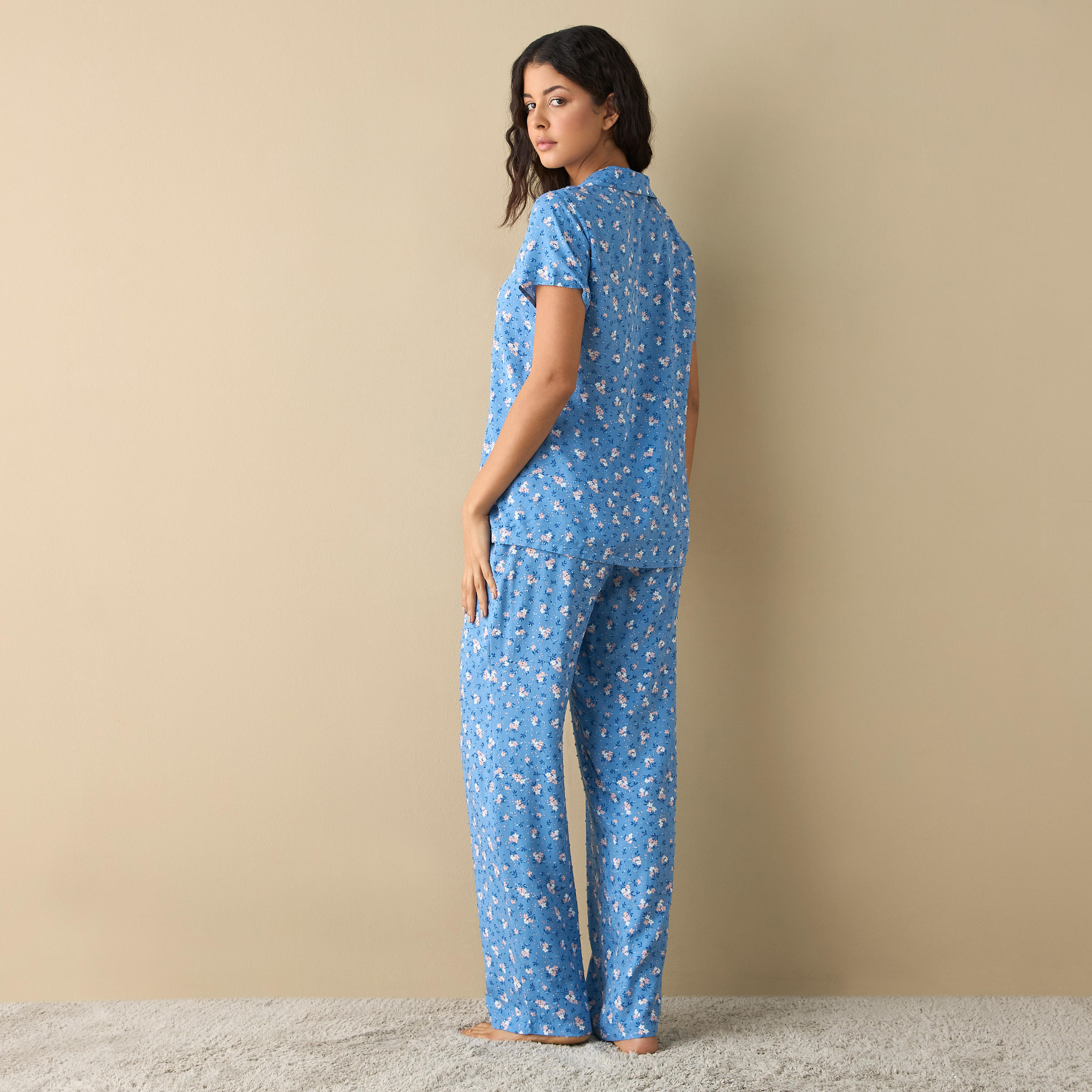 طقم بنطلون بيجاما وقميص بطبعات زهرية-women-clothing-nightwear-pyjamas-longsets-image-3