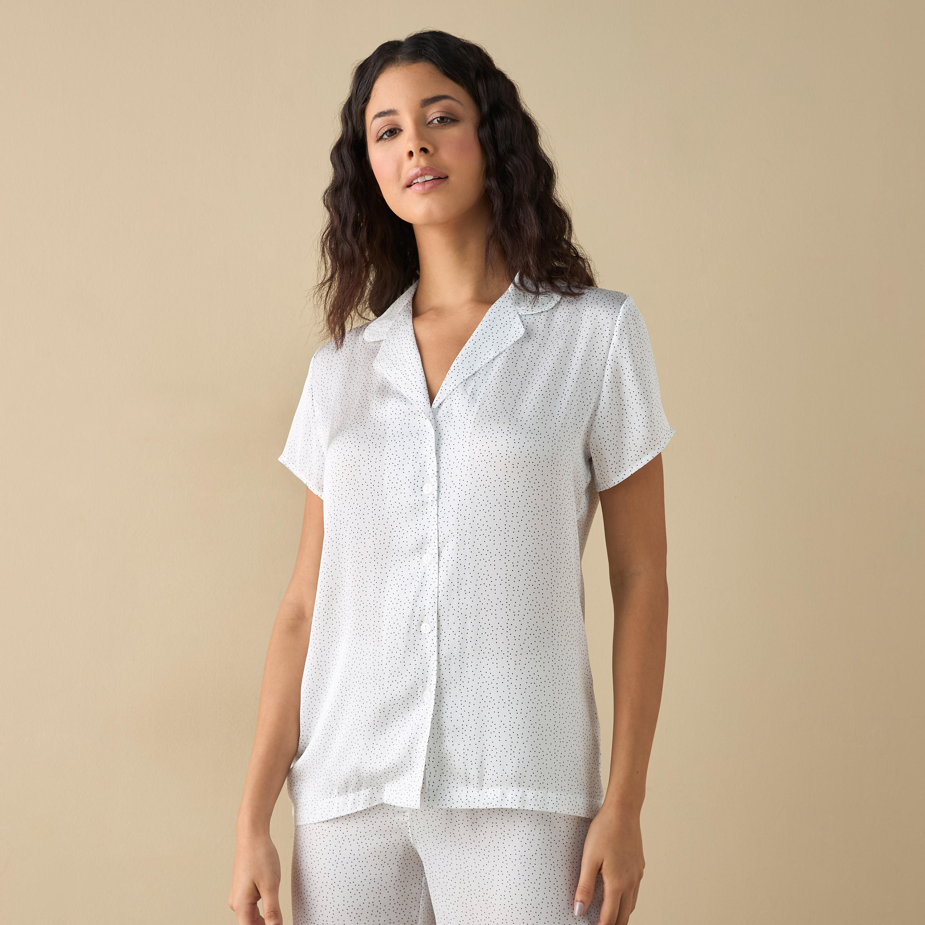 طقم بنطلون بيجاما وقميص بطبعات منقطة-women-clothing-nightwear-pyjamas-longsets-image-2
