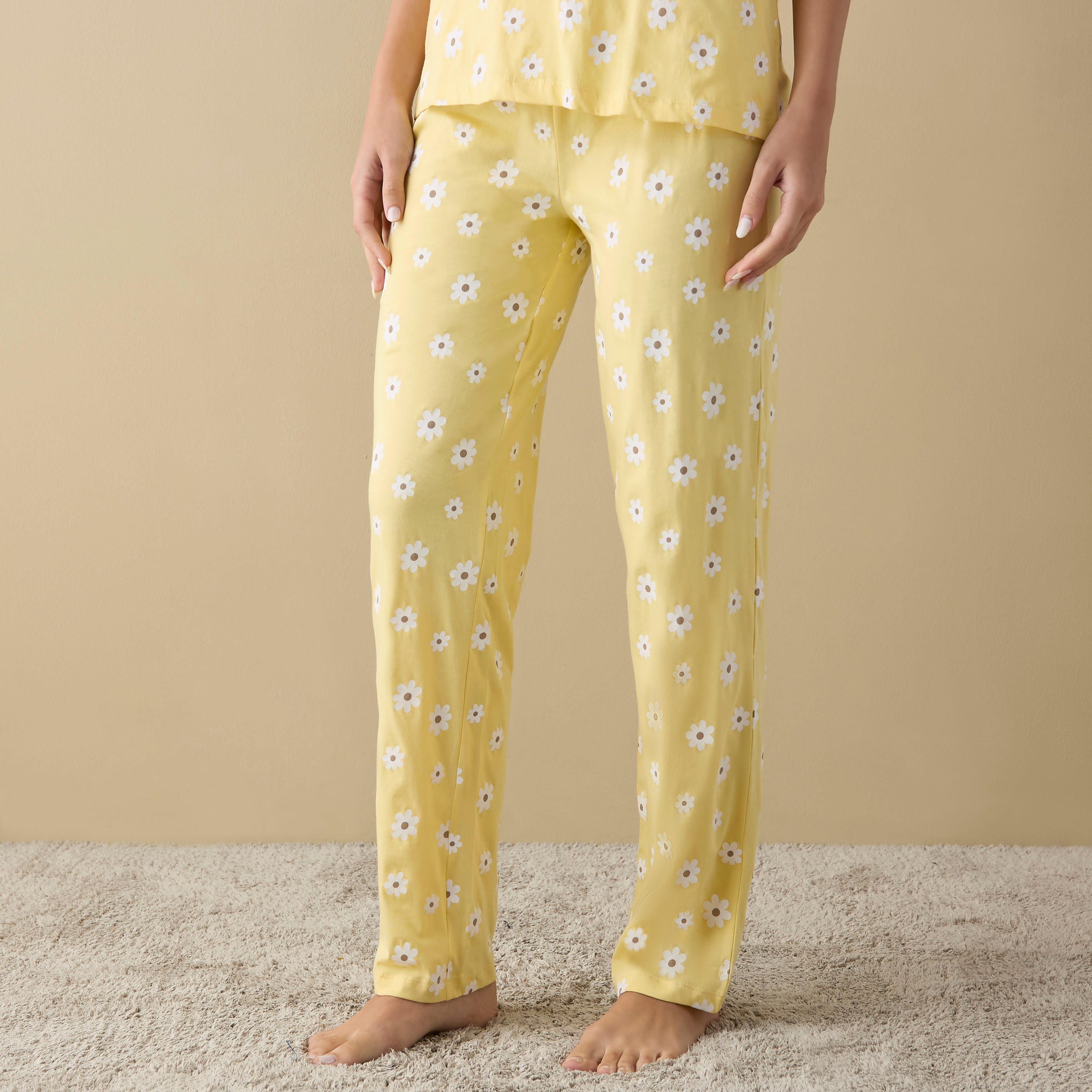طقم بنطلون بيجاما وتيشيرت بطبعات أزهار-women-clothing-nightwear-pyjamas-longsets-image-3