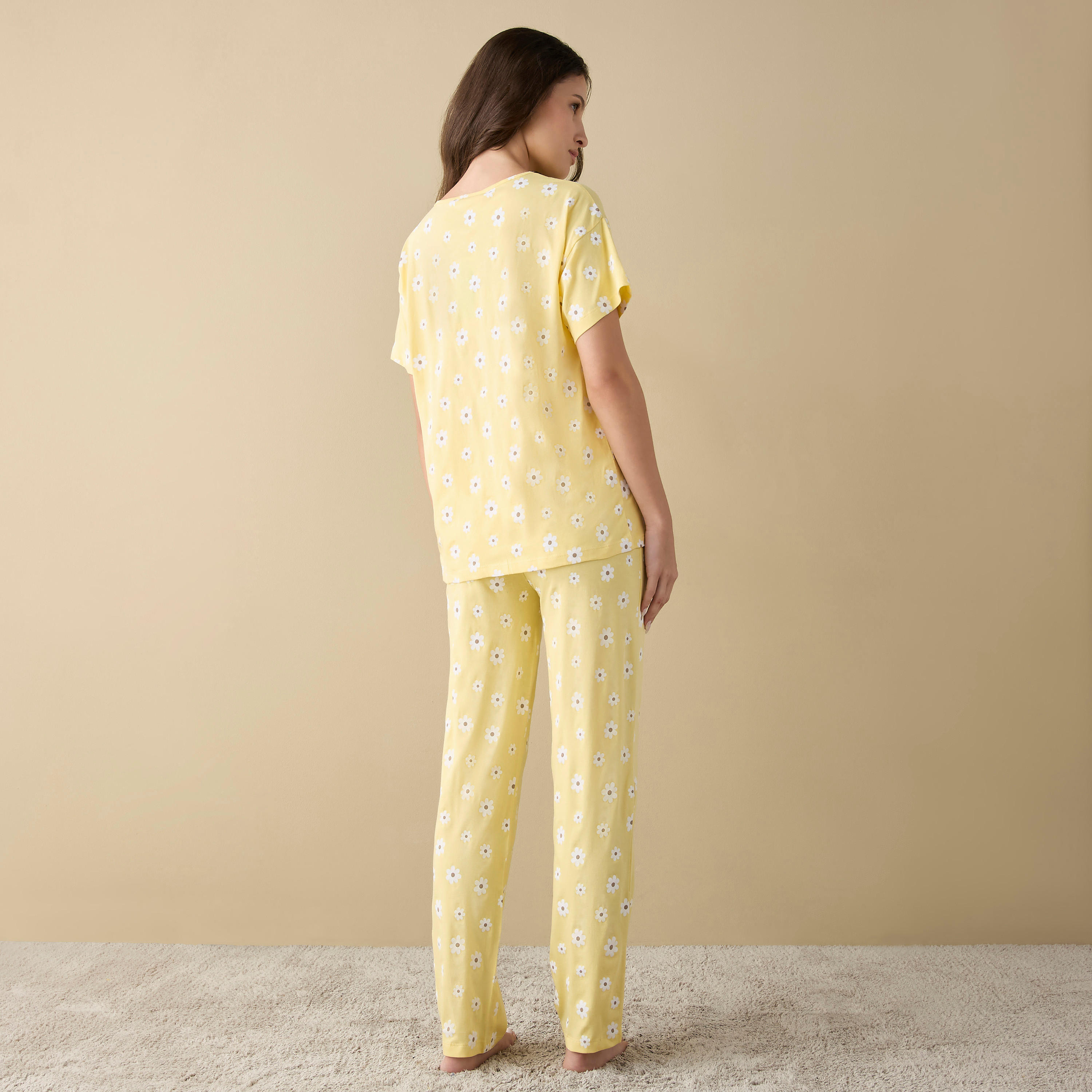طقم بنطلون بيجاما وتيشيرت بطبعات أزهار-women-clothing-nightwear-pyjamas-longsets-image-4