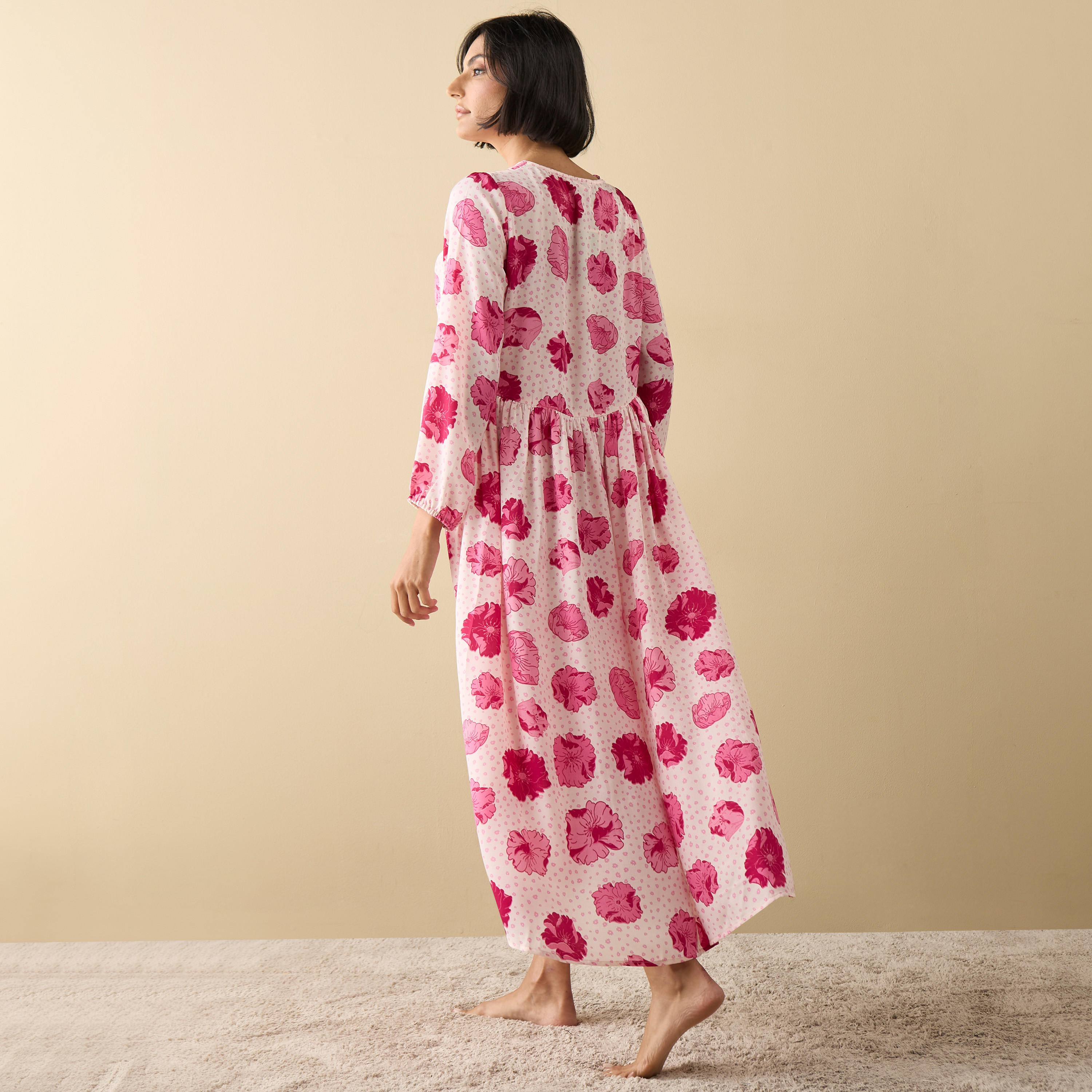ثوب نوم بأكمام طويلة وطبعات أزهار-women-clothing-nightwear-nighties-image-3