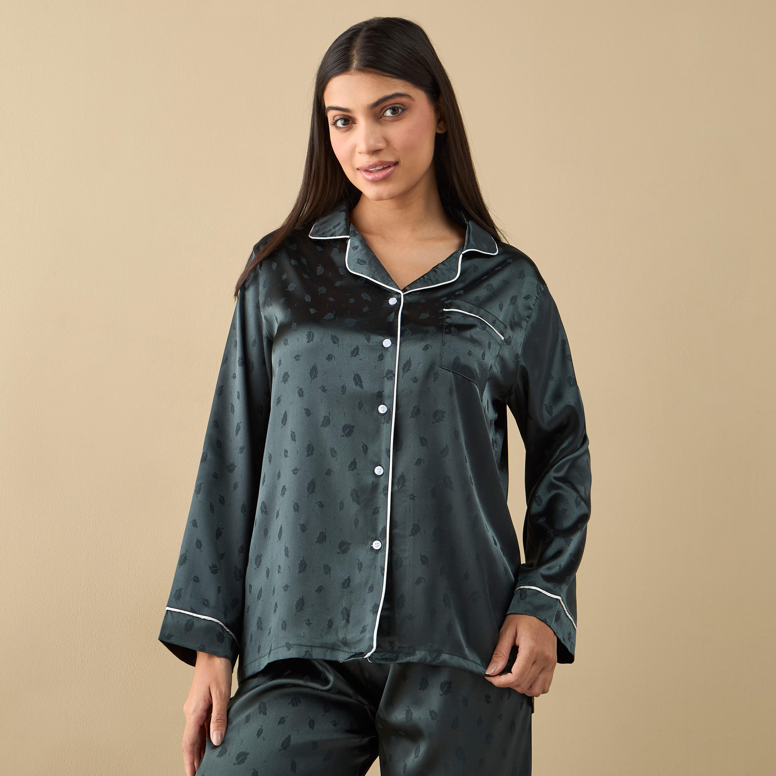 طقم بنطلون بيجاما بخصر مطاطي وقميص بأكمام طويلة وطبعات-women-clothing-nightwear-pyjamas-longsets-image-4