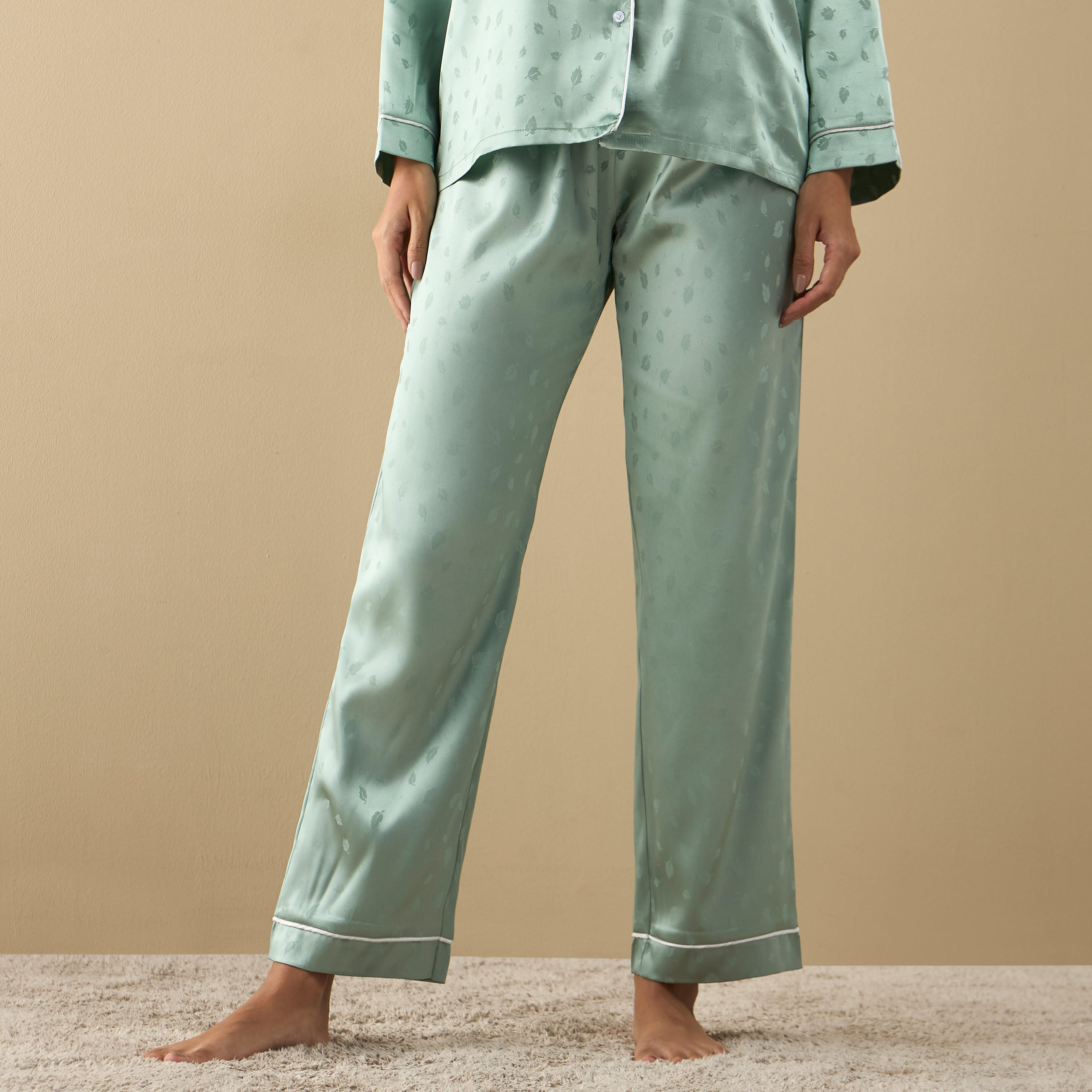 All-Over Leaf Print Long Sleeve Shirt and Elasticated Pyjama Set-women-clothing-nightwear-pyjamas-longsets-image-3