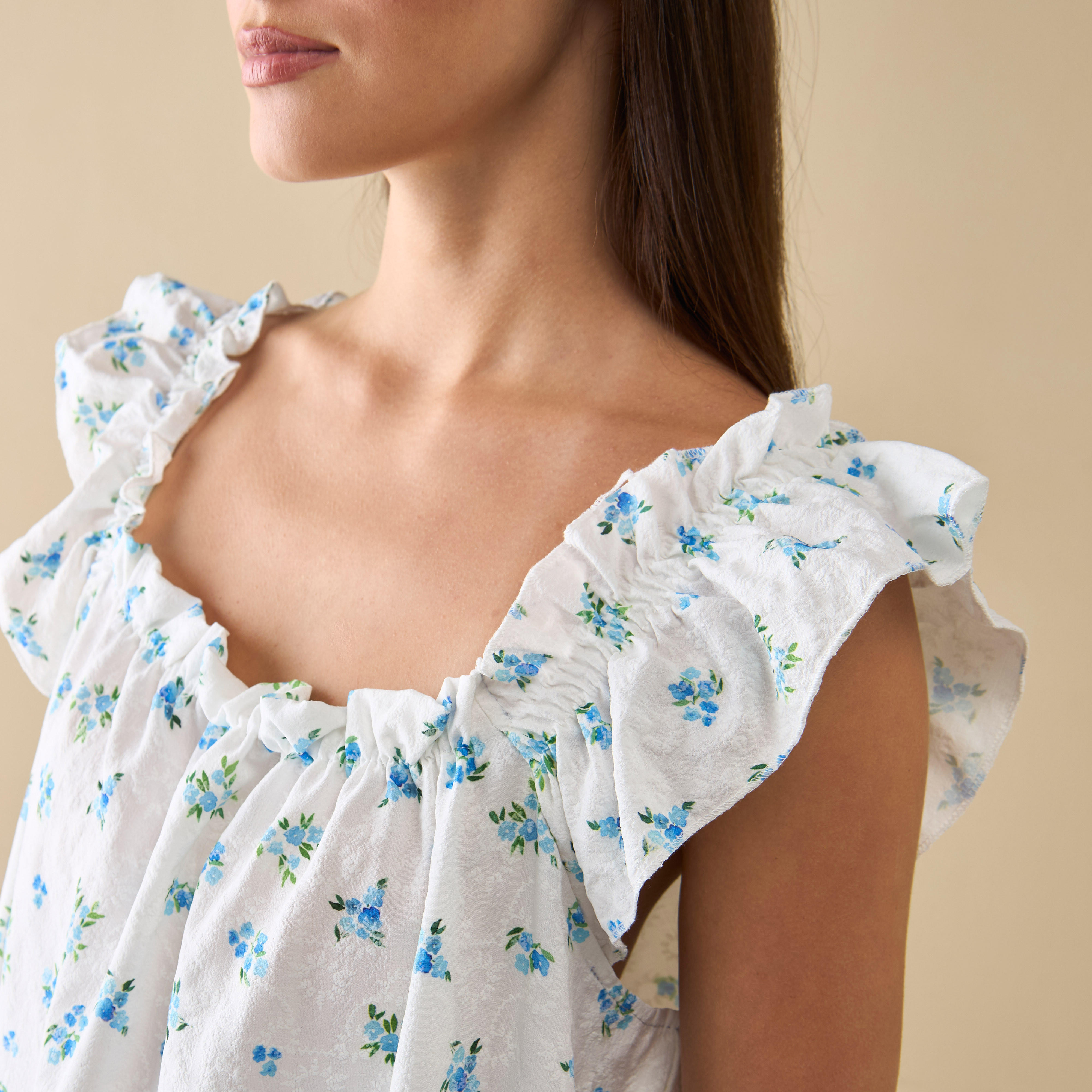 قميص نوم بطبعات زهور مع تفاصيل كشكش-women-clothing-nightwear-nighties-image-4