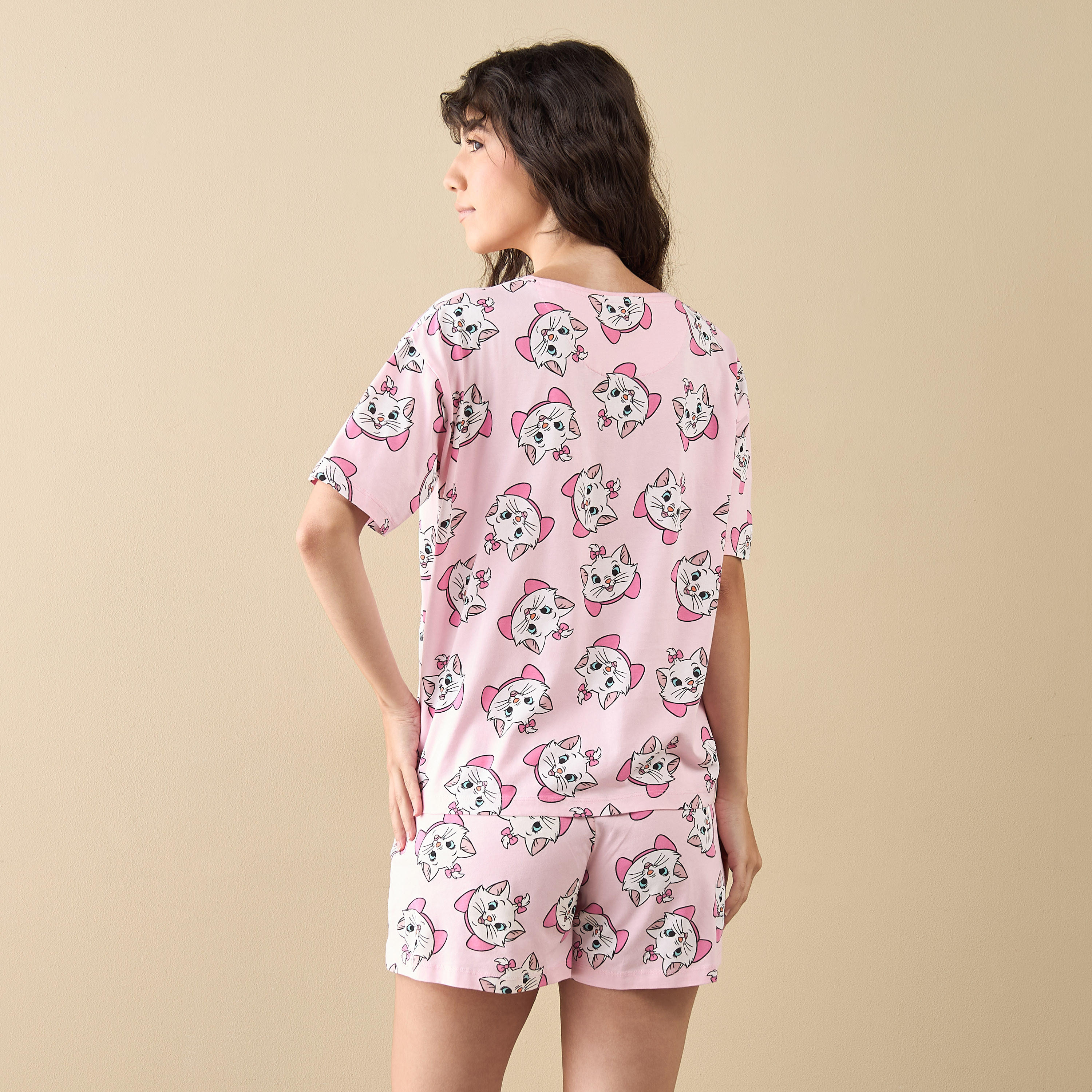 طقم شورت وتيشيرت بطبعات ماري-women-clothing-nightwear-pyjamas-shortsets-image-3