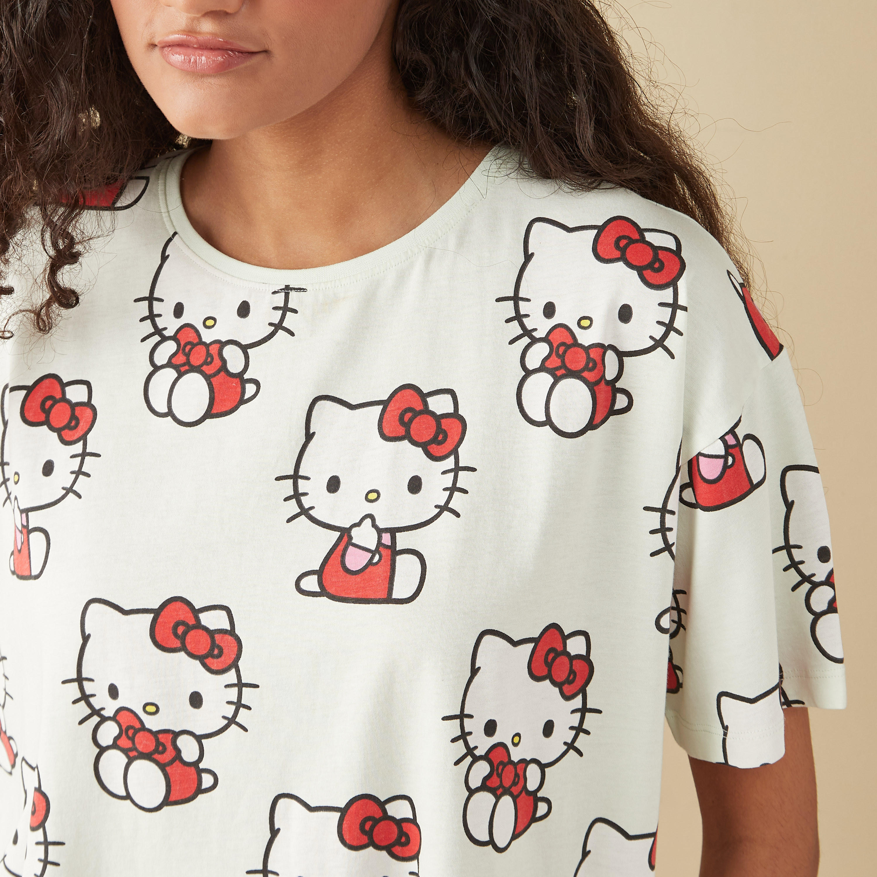 Hello Kitty Print T-shirt and Shorts Set-women-clothing-nightwear-pyjamas-shortsets-image-5